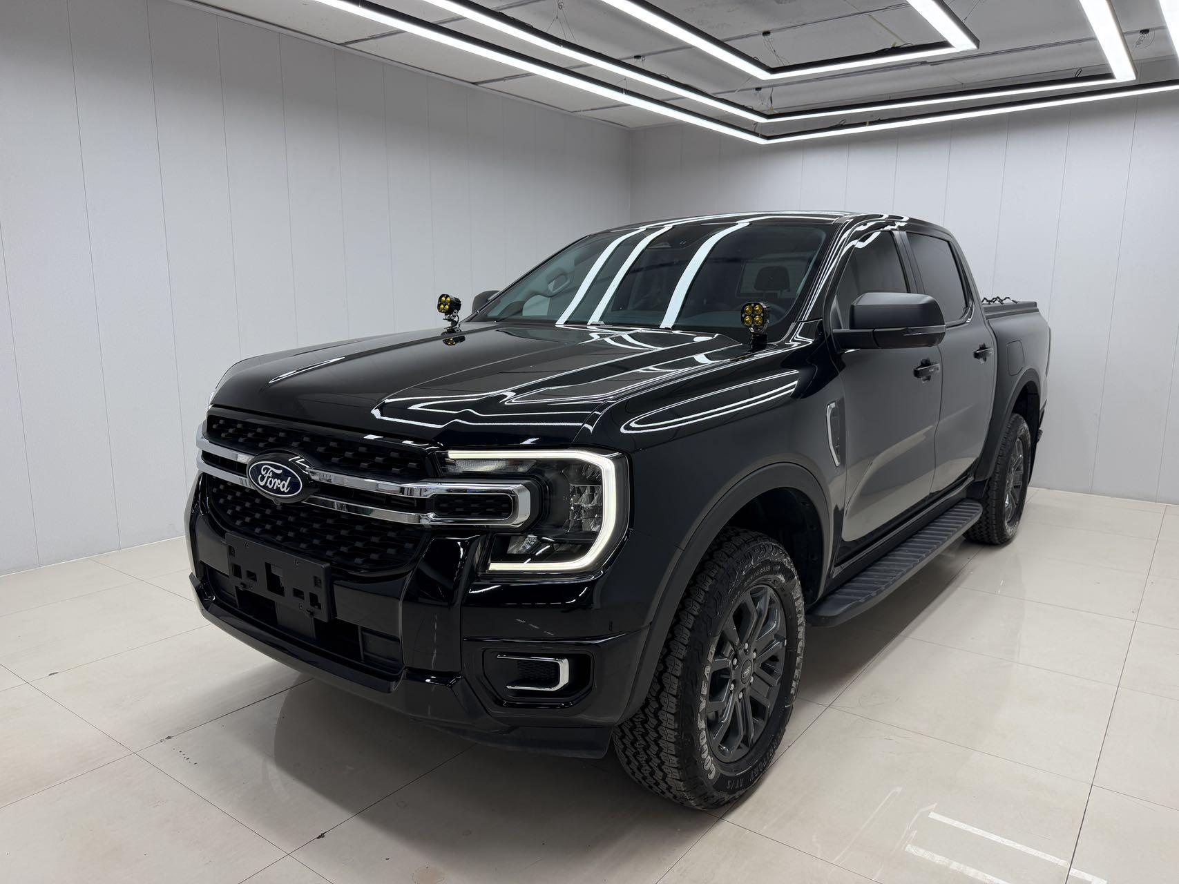 Ford Ranger 2023, 2.3 л турбо, автомат, полный, пробег 8 800 км — авто из Китая с пробегом
