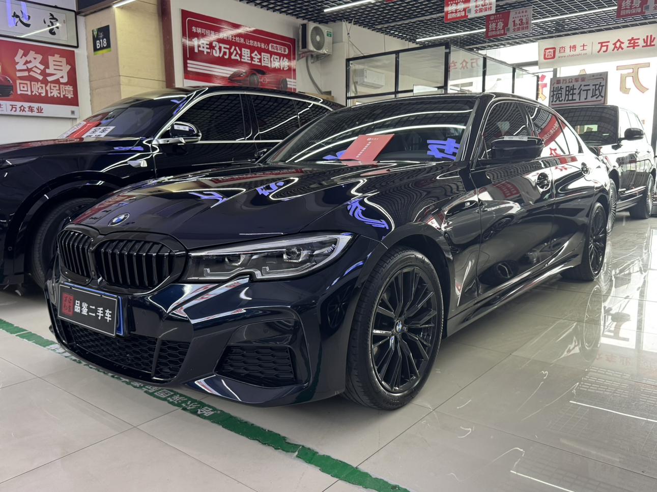 BMW 3 2022, 2 л турбо, автомат, задний, пробег 40 000 км — авто из Китая с пробегом