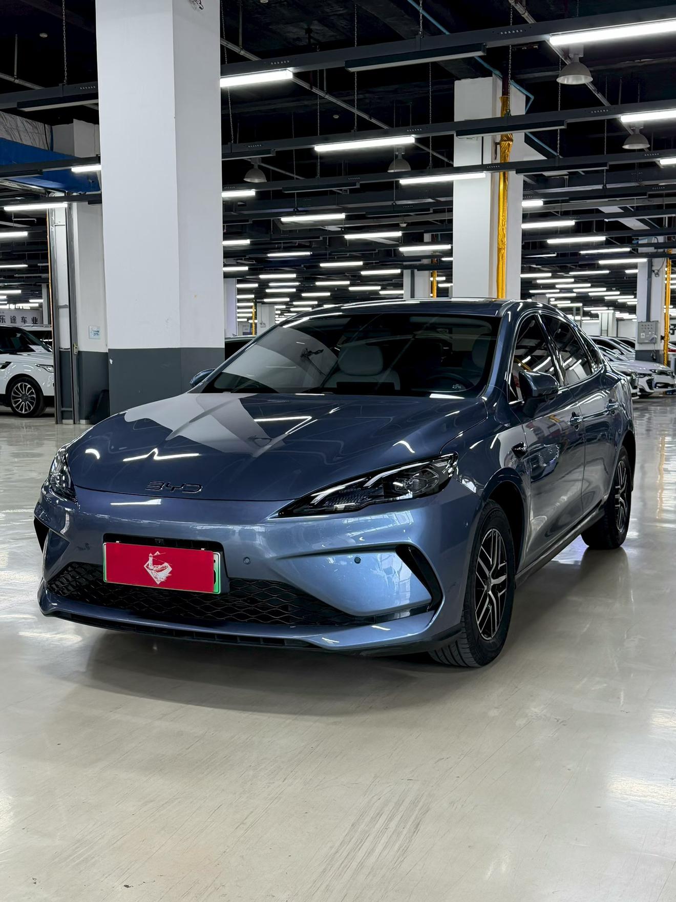 BYD Seal 2025, 1.5 л, вариатор (CVT), передний, пробег 4 000 км — авто из Китая с пробегом
