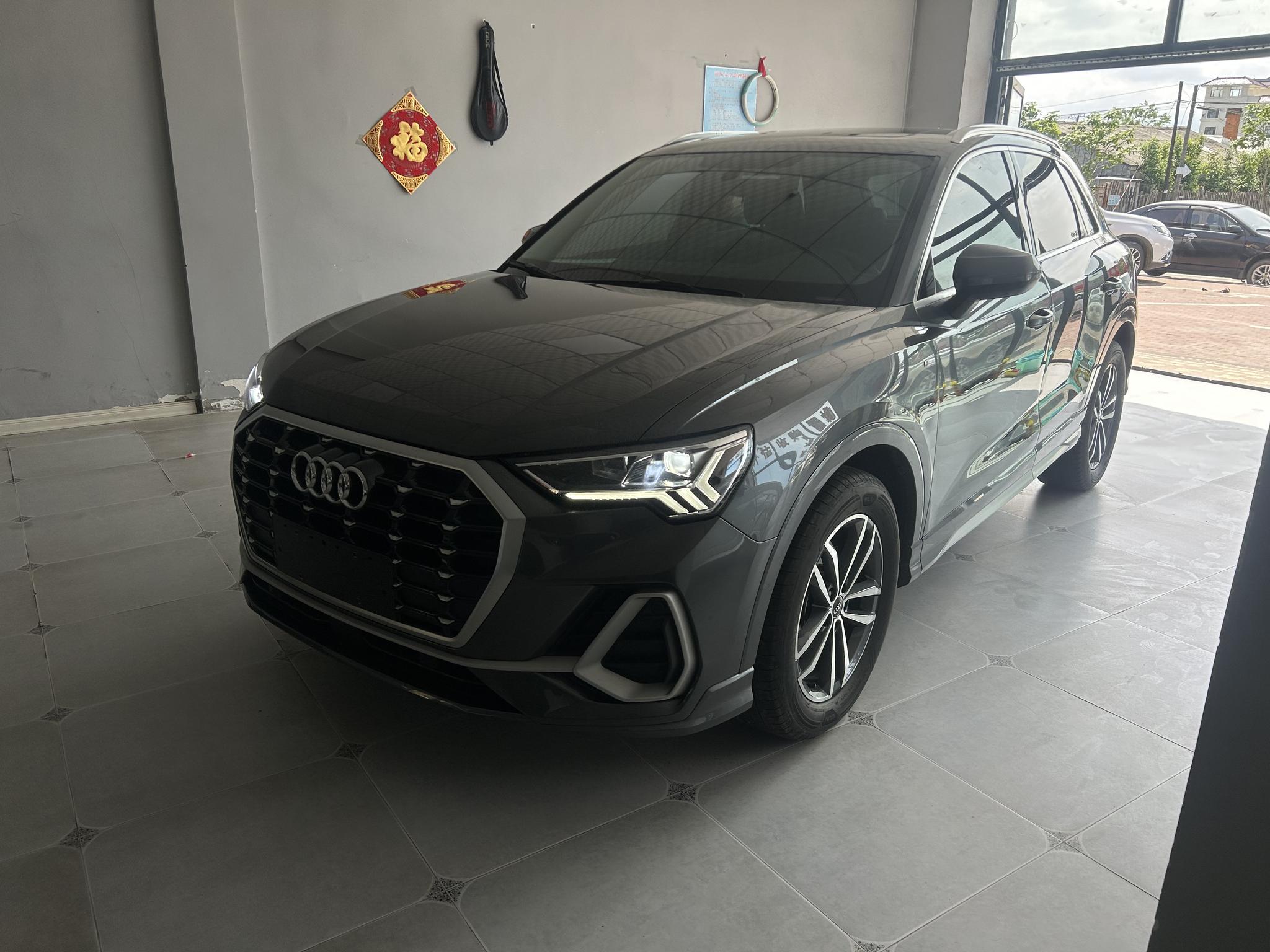 Audi Q3 2022, 1.4 л турбо, робот (DCT), передний, пробег 46 500 км — авто из Китая с пробегом