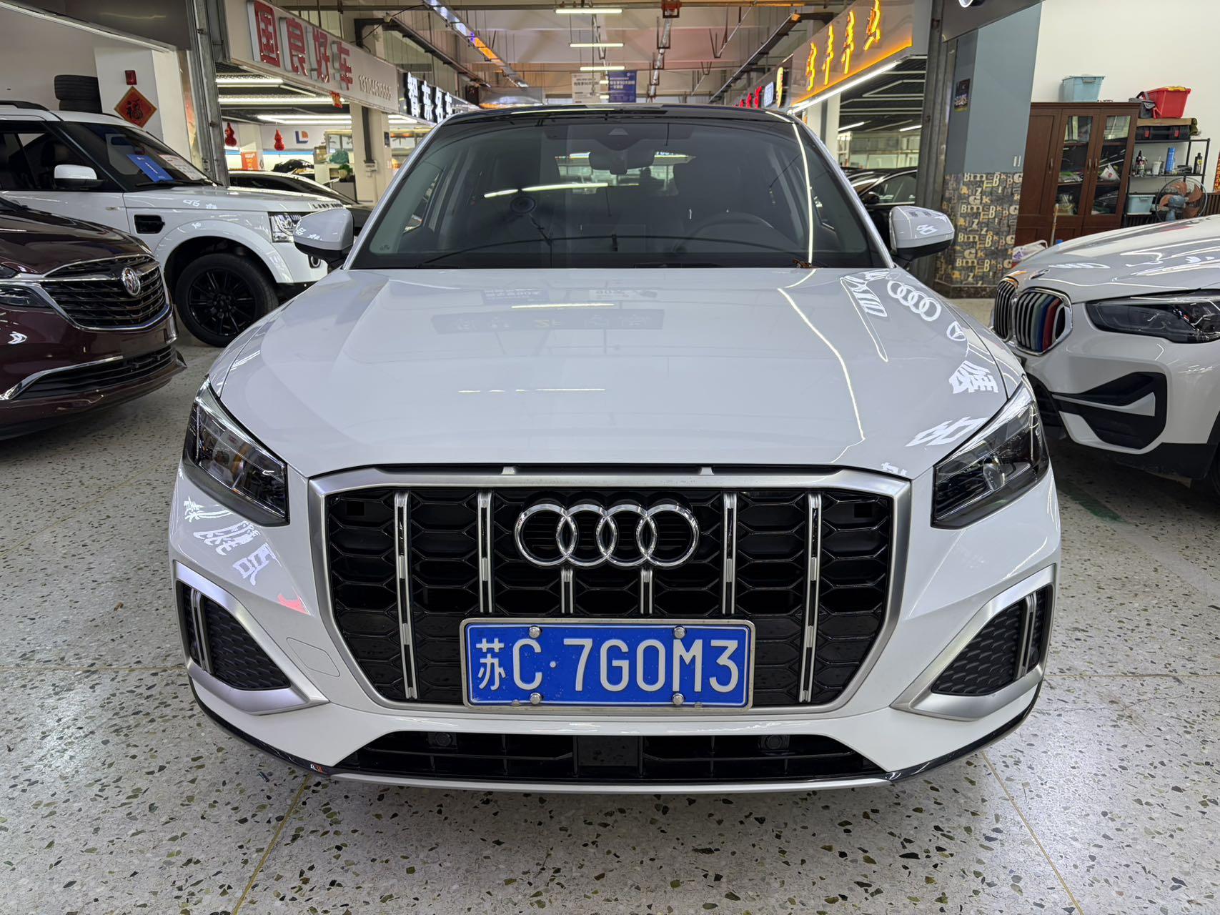 Audi Q2L 2022, фото 2