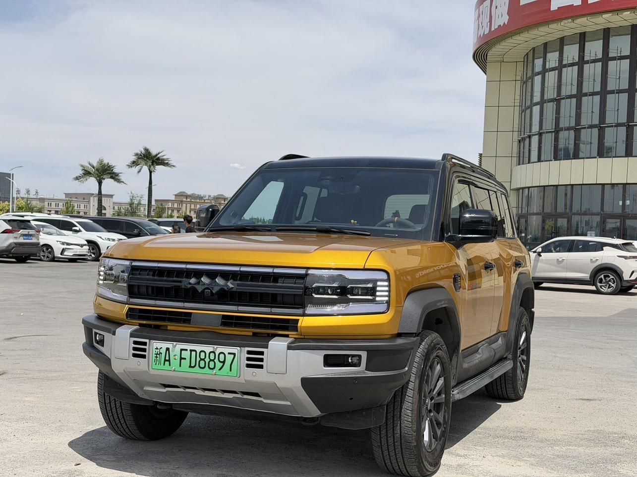 Fangchenbao Bao5 2023, 1.5 л турбо, вариатор (CVT), полный, пробег 20 000 км — авто из Китая с пробегом