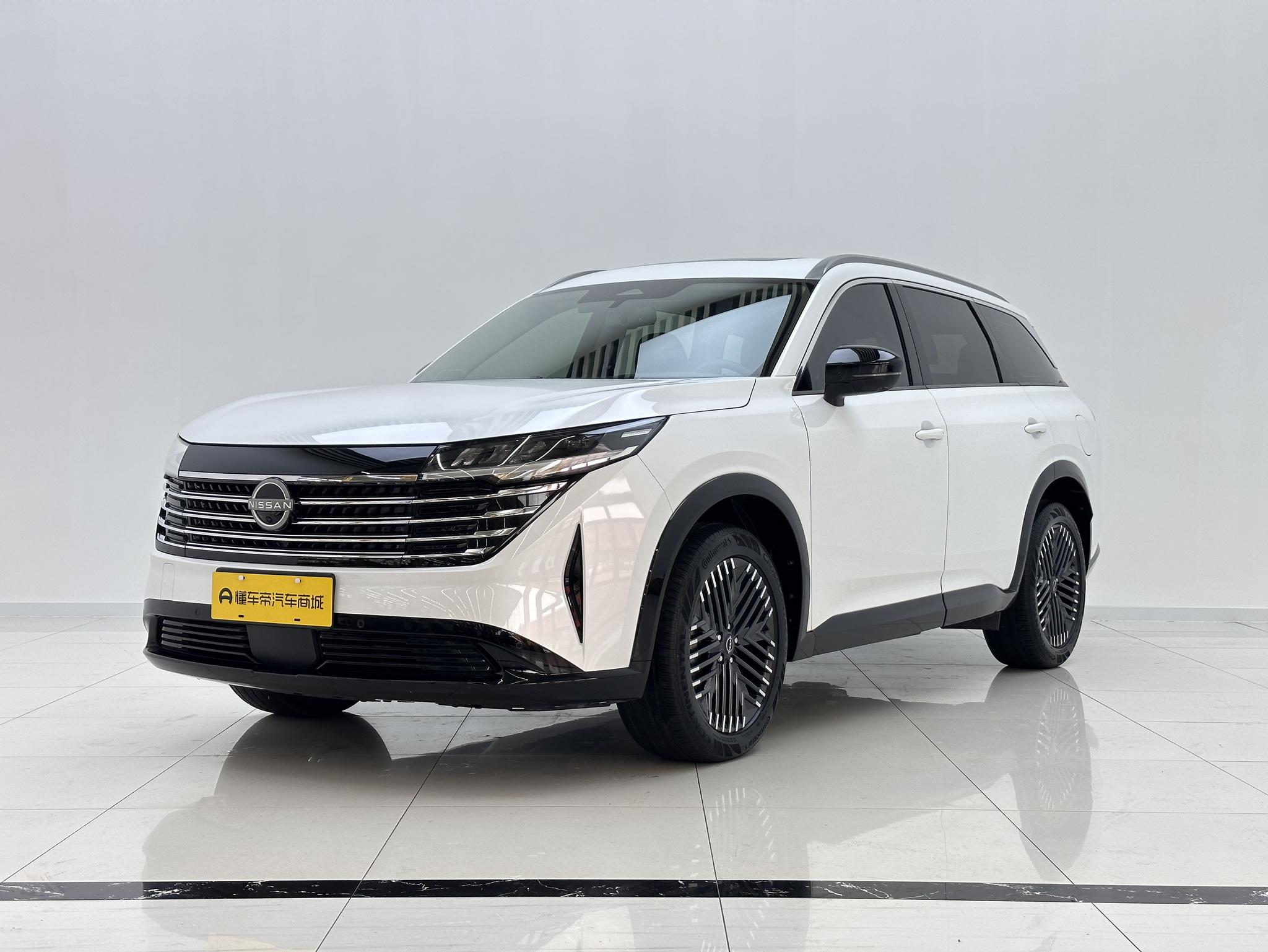 Nissan X-Trail 2024, 2 л турбо, автомат, полный, пробег 31 700 км — авто из Китая с пробегом