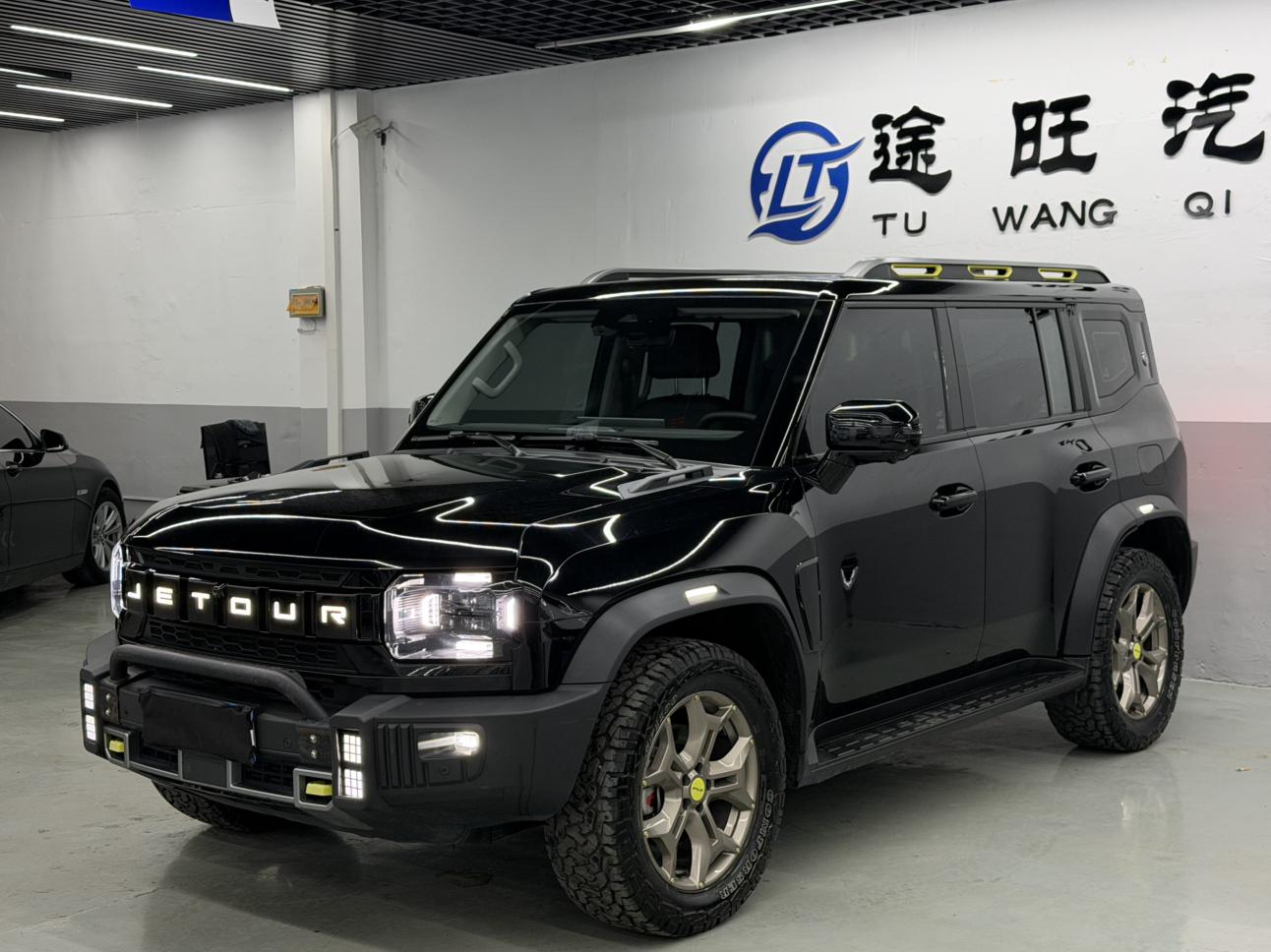 Jietu L 2023, 2 л турбо, автомат, полный, пробег 46 000 км — авто из Китая с пробегом