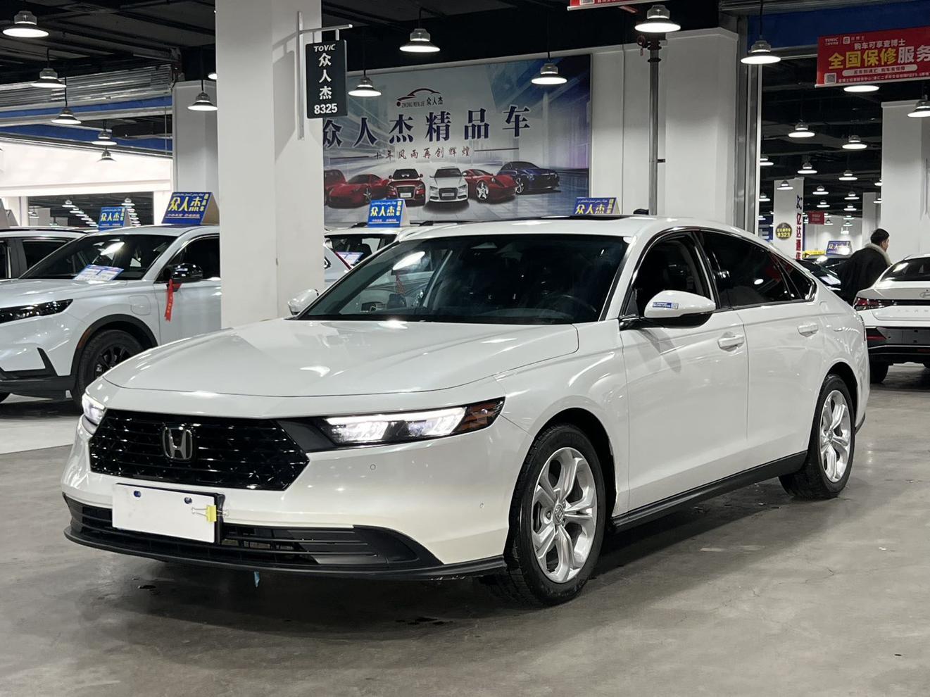 Honda Accord 2023, 1.5 л турбо, вариатор (CVT), передний, пробег 49 000 км — авто из Китая с пробегом