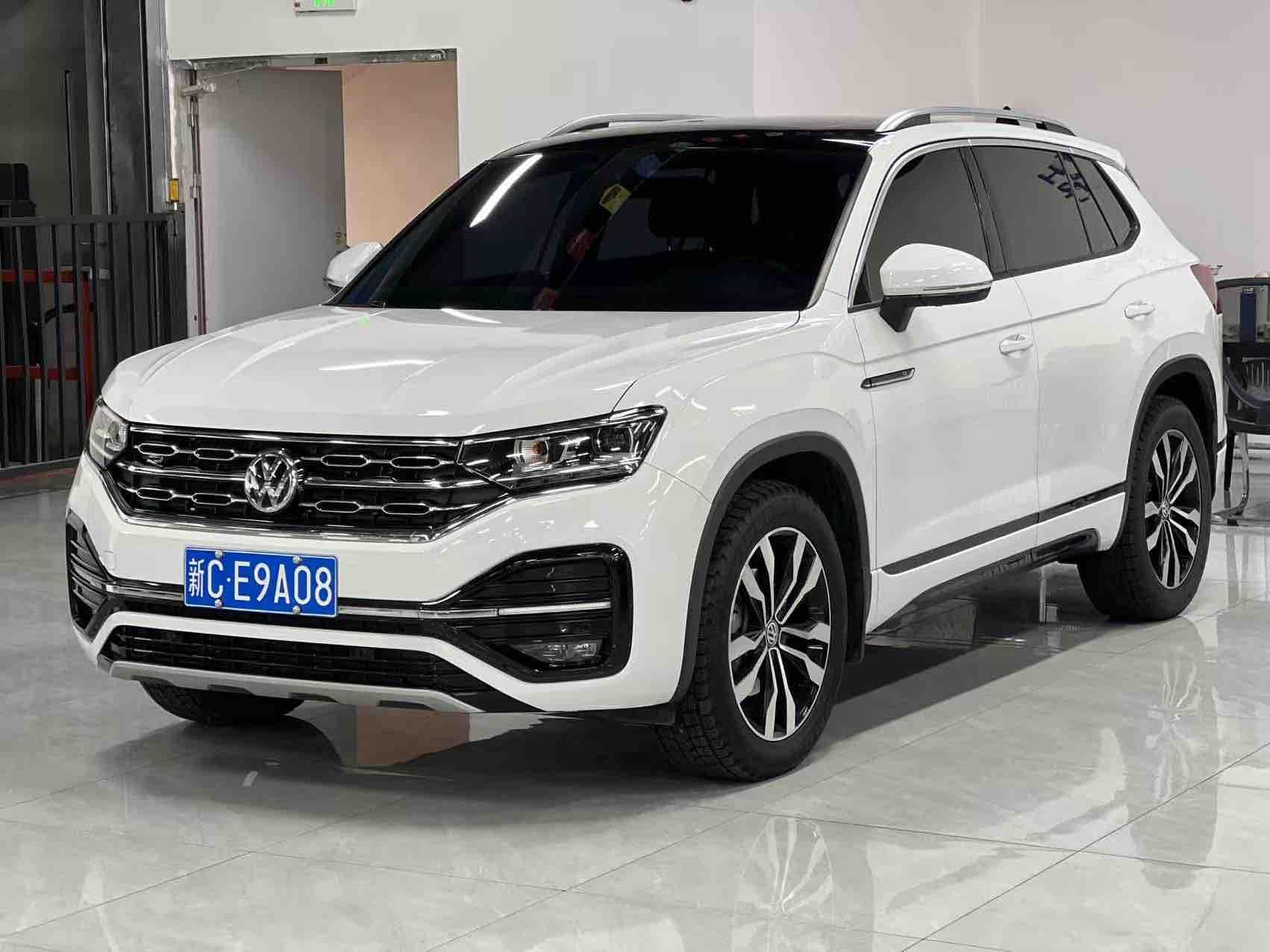 Volkswagen Tayron 2022, 2 л турбо, робот (DCT), полный, пробег 54 000 км — авто из Китая с пробегом