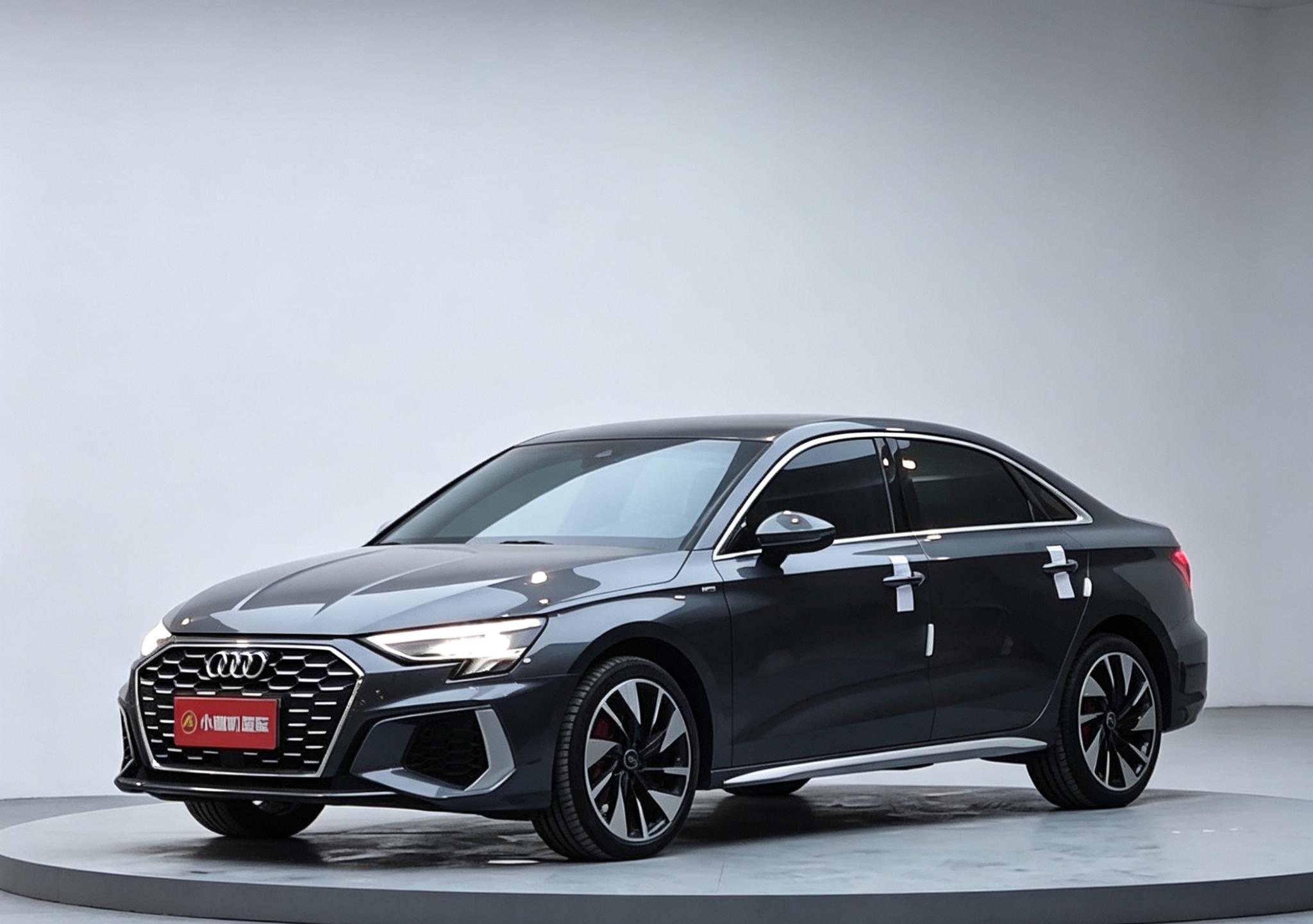 Audi A3 2023, 1.4 л турбо, робот (DCT), передний, пробег 14 500 км — авто из Китая с пробегом