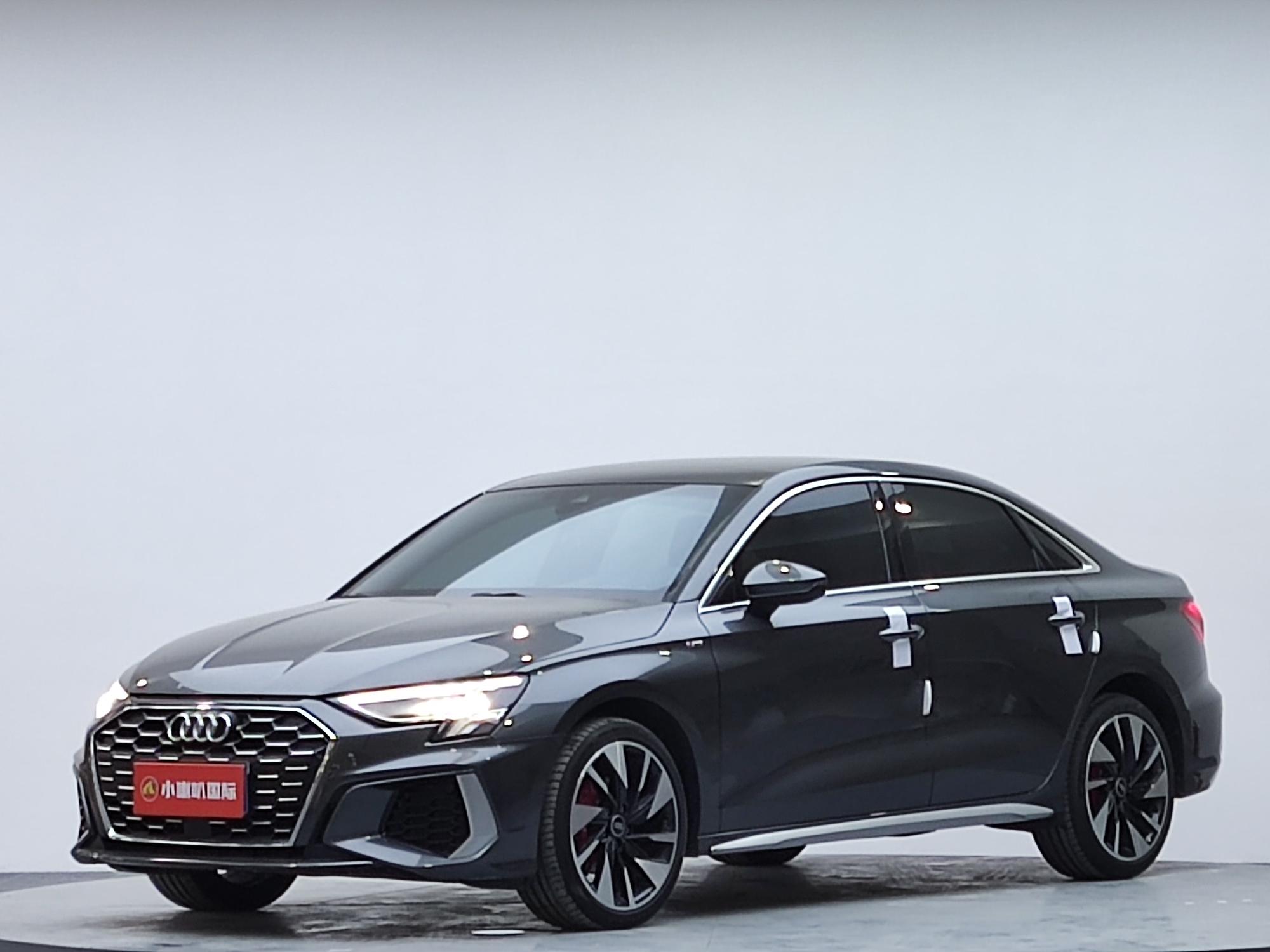 Audi A3 2023, фото 2