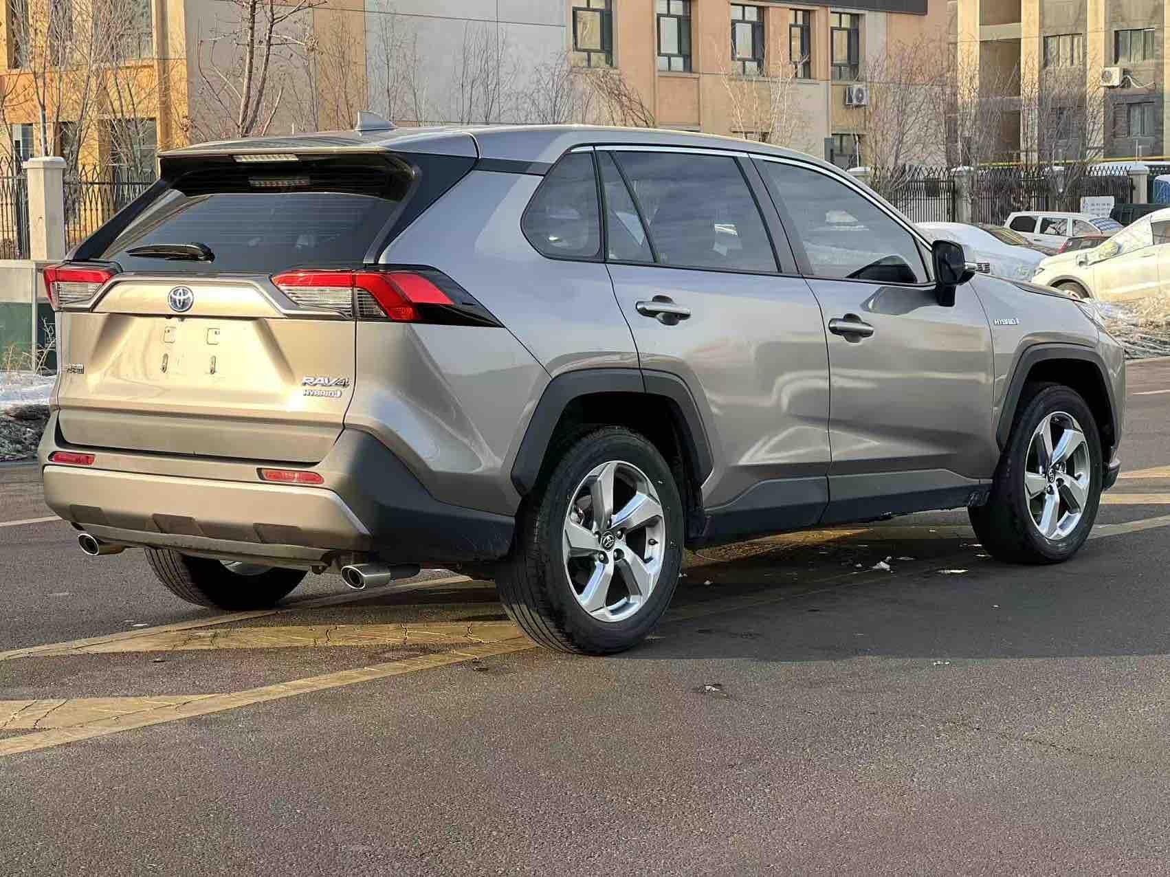 Toyota RAV4 2022, фото 7