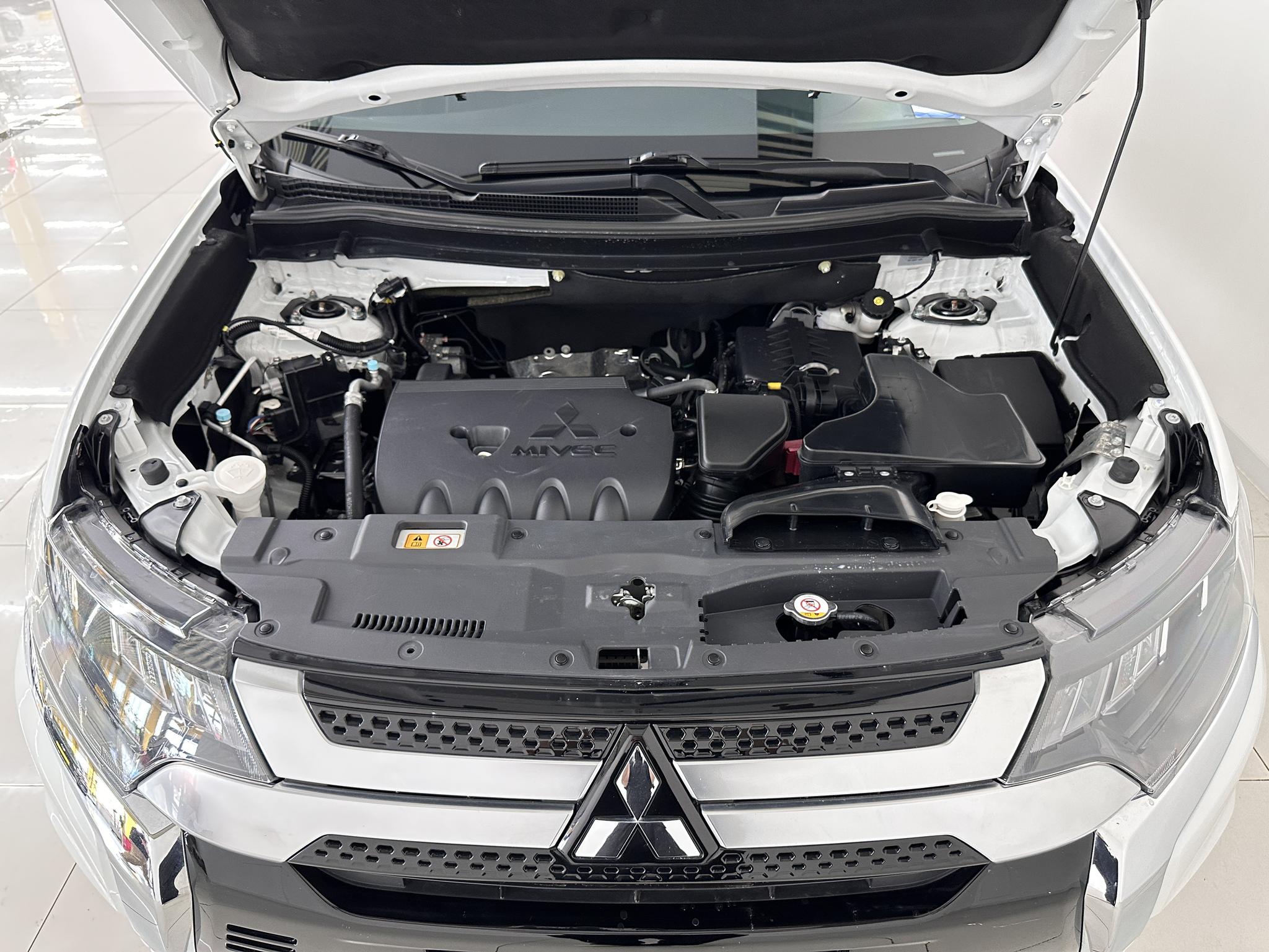 Mitsubishi Outlander 2021, фото 17