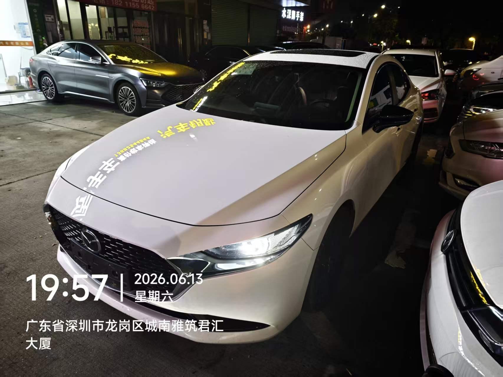 Mazda 3 2022, 2 л, автомат, передний, пробег 44 000 км — авто из Китая с пробегом