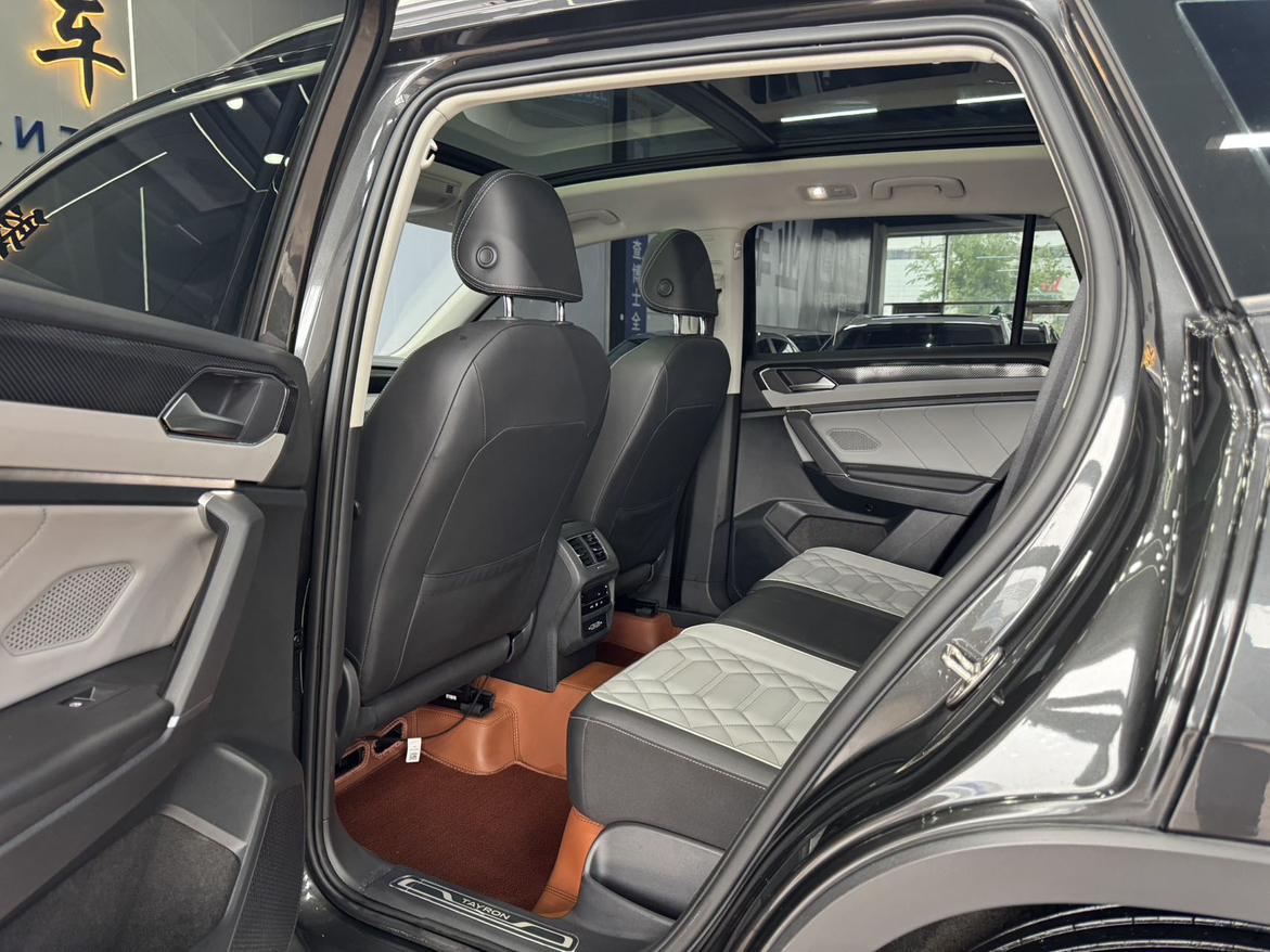 Volkswagen Tayron 2023, фото 6