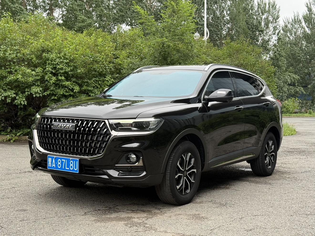 Haval H6 2023, 1.5 л турбо, робот (DCT), передний, пробег 33 000 км — авто из Китая с пробегом