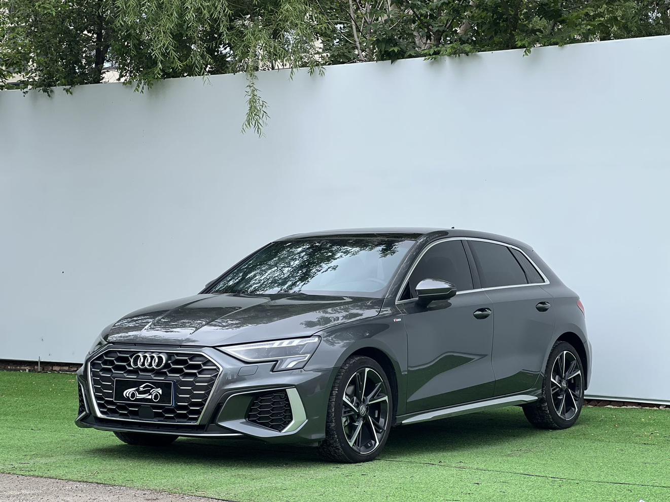 Audi A3 2022, 1.4 л турбо, робот (DCT), передний, пробег 60 000 км — авто из Китая с пробегом
