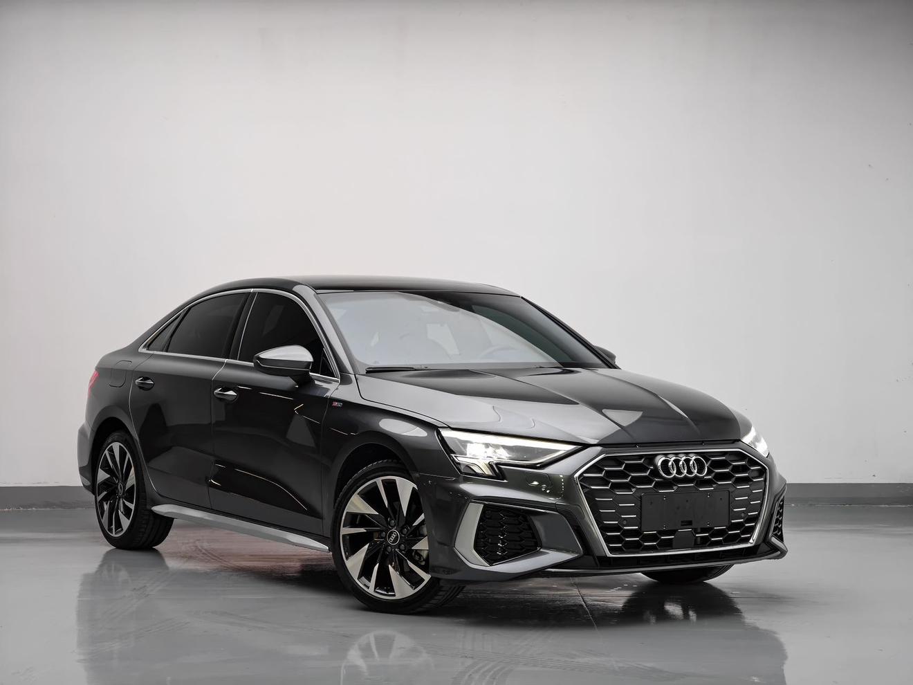 Audi A3 2024, фото 3