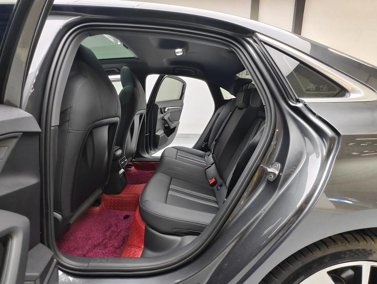 Audi A3 2024, фото 10