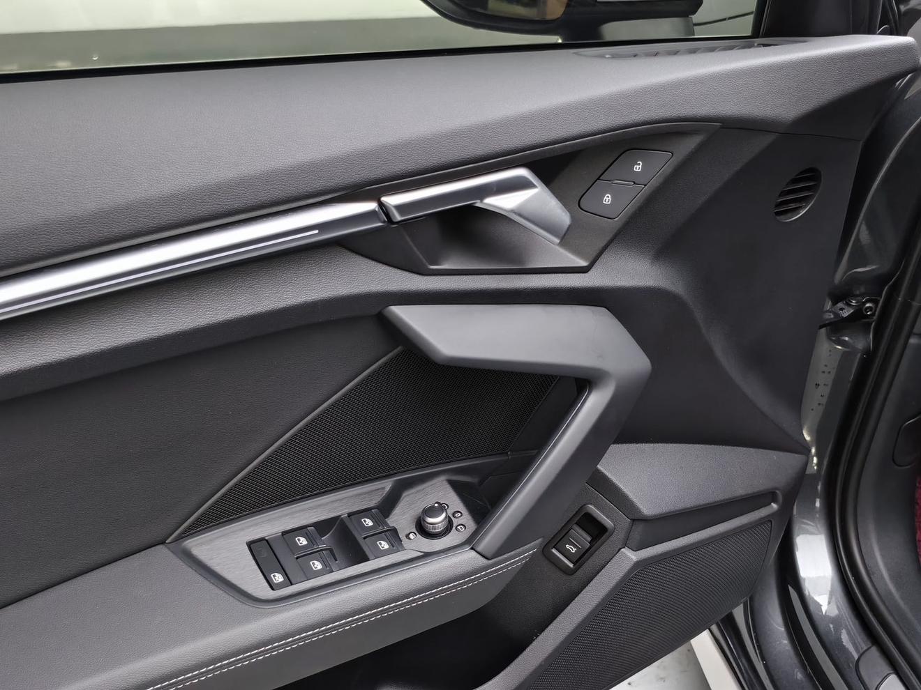 Audi A3 2024, фото 13