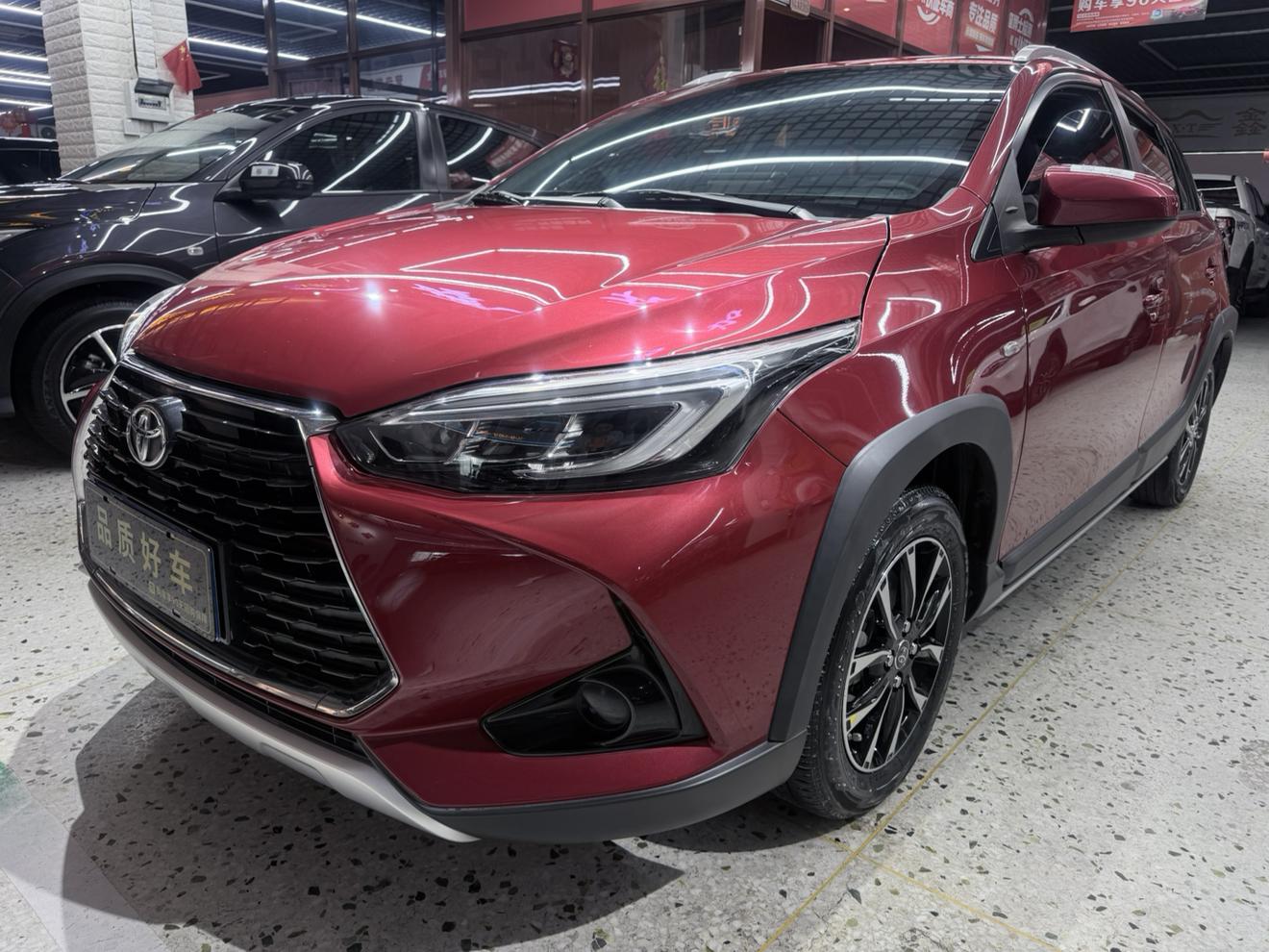 Toyota Yaris 2022, 1.5 л, вариатор (CVT), передний, пробег 31 000 км — авто из Китая с пробегом