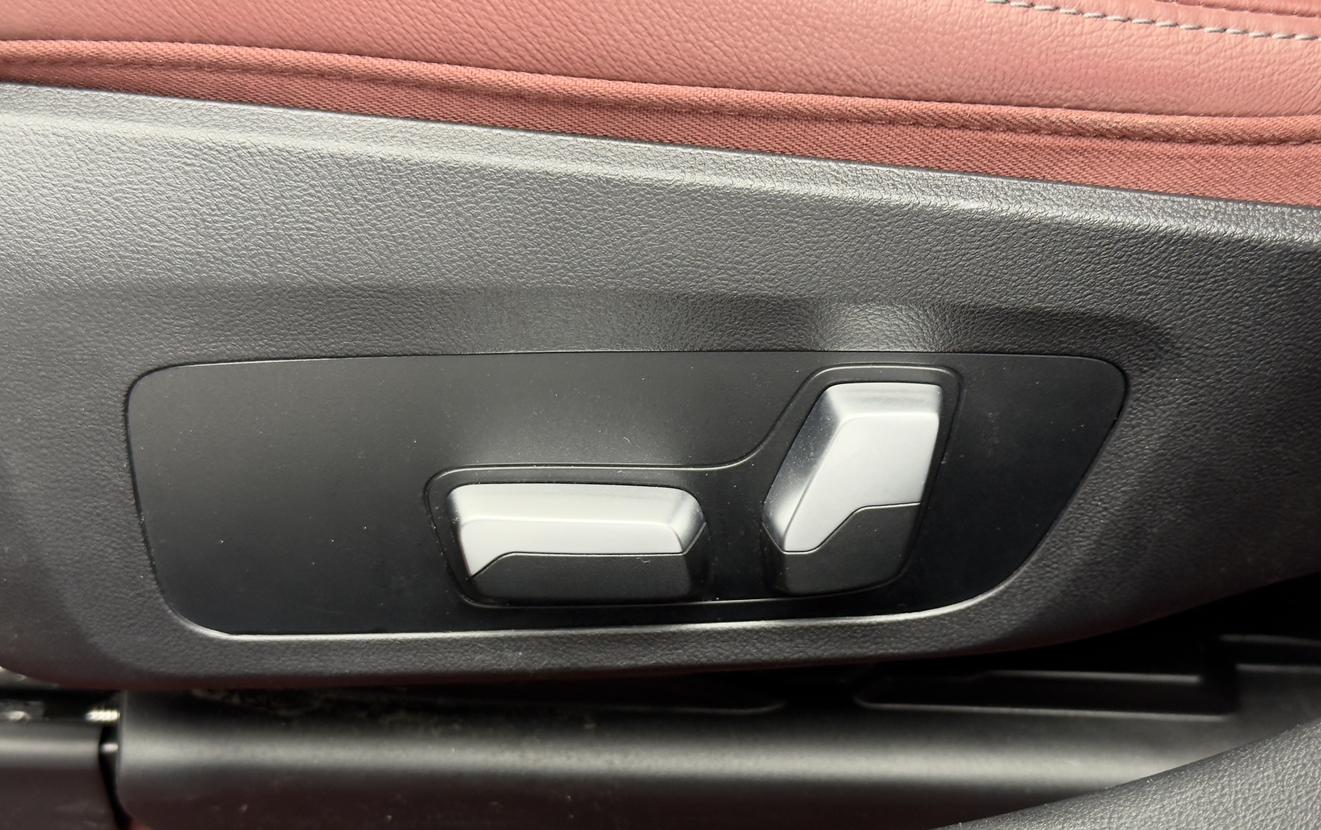 BMW 3 2023, фото 11
