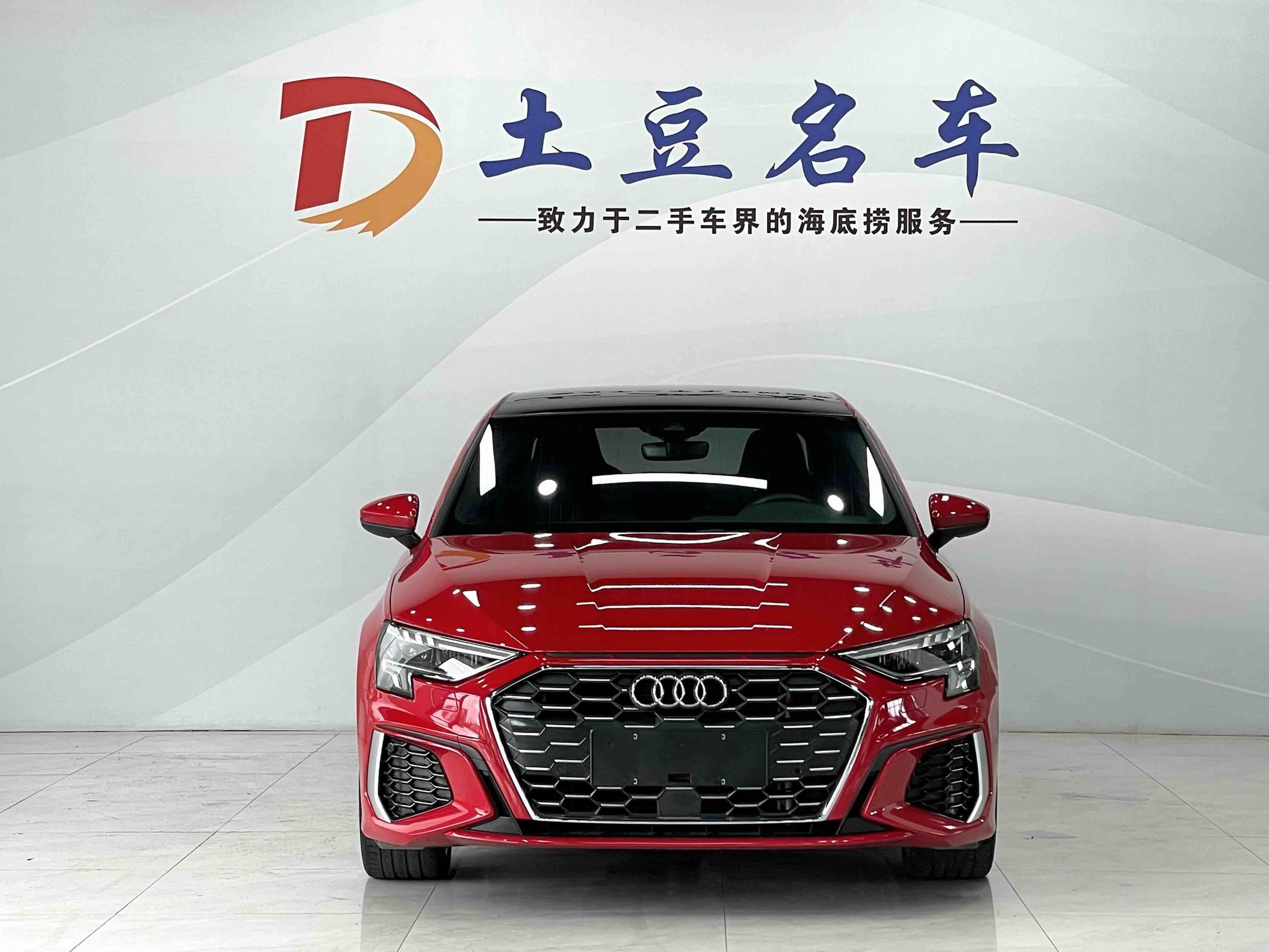 Audi A3 2022, фото 2