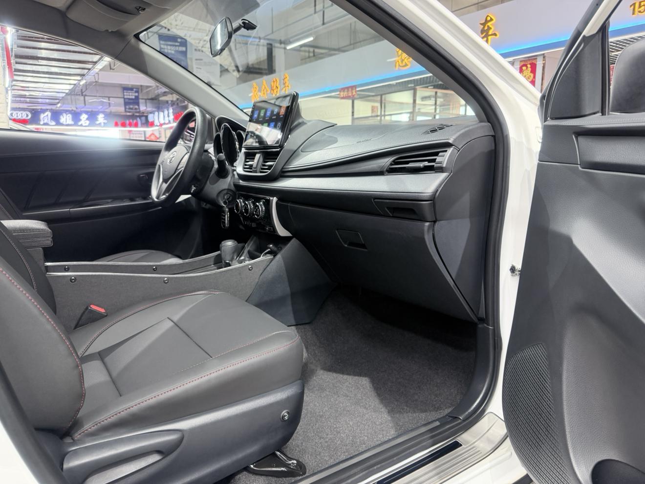 Toyota Yaris 2022, фото 17