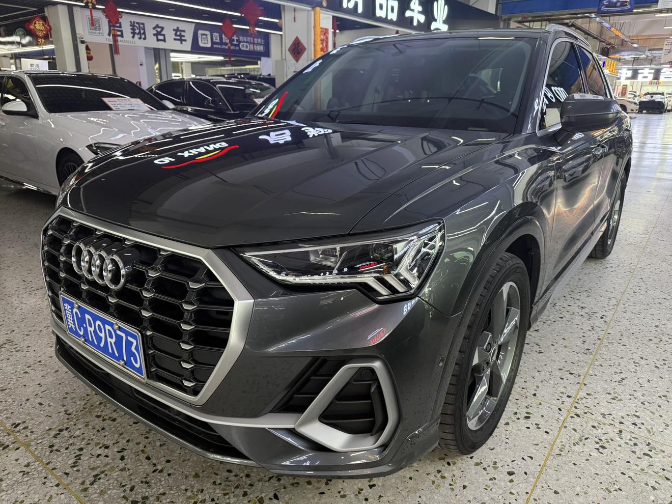 Audi Q3 2022, 1.4 л турбо, робот (DCT), передний, пробег 77 000 км — авто из Китая с пробегом