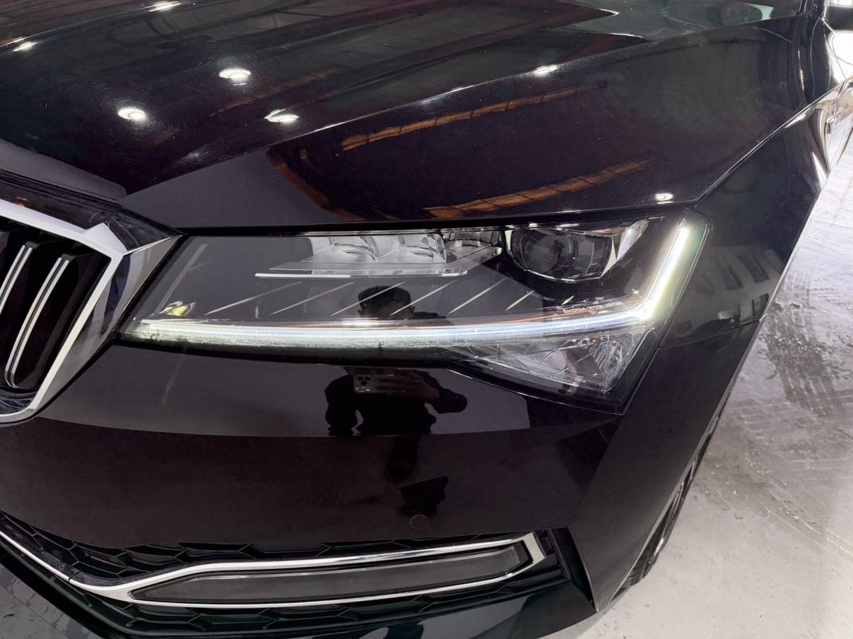 Skoda Superb 2023, фото 6