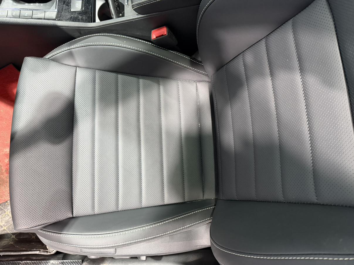 Skoda Superb 2023, фото 10