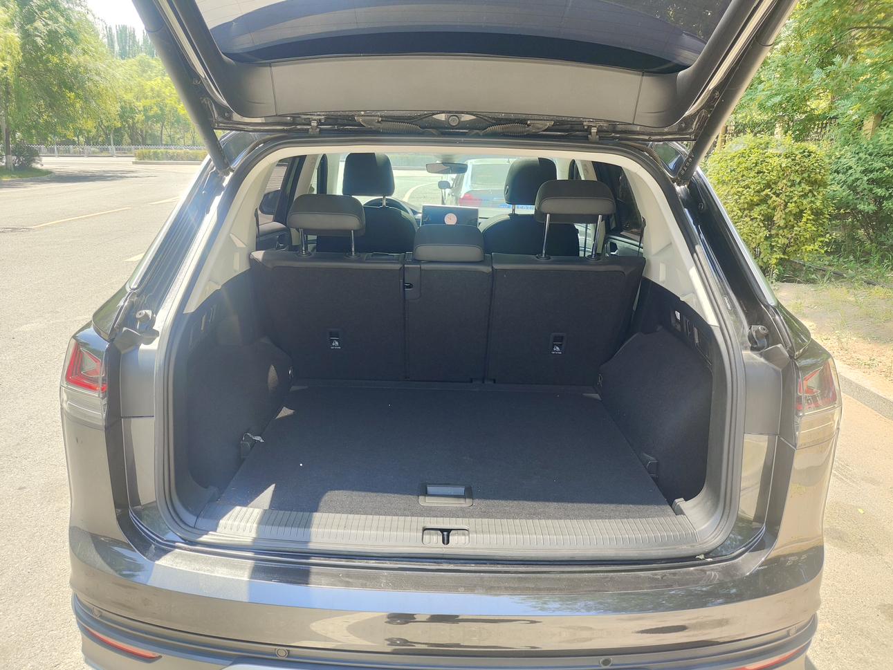 Volkswagen Tayron 2023, фото 10
