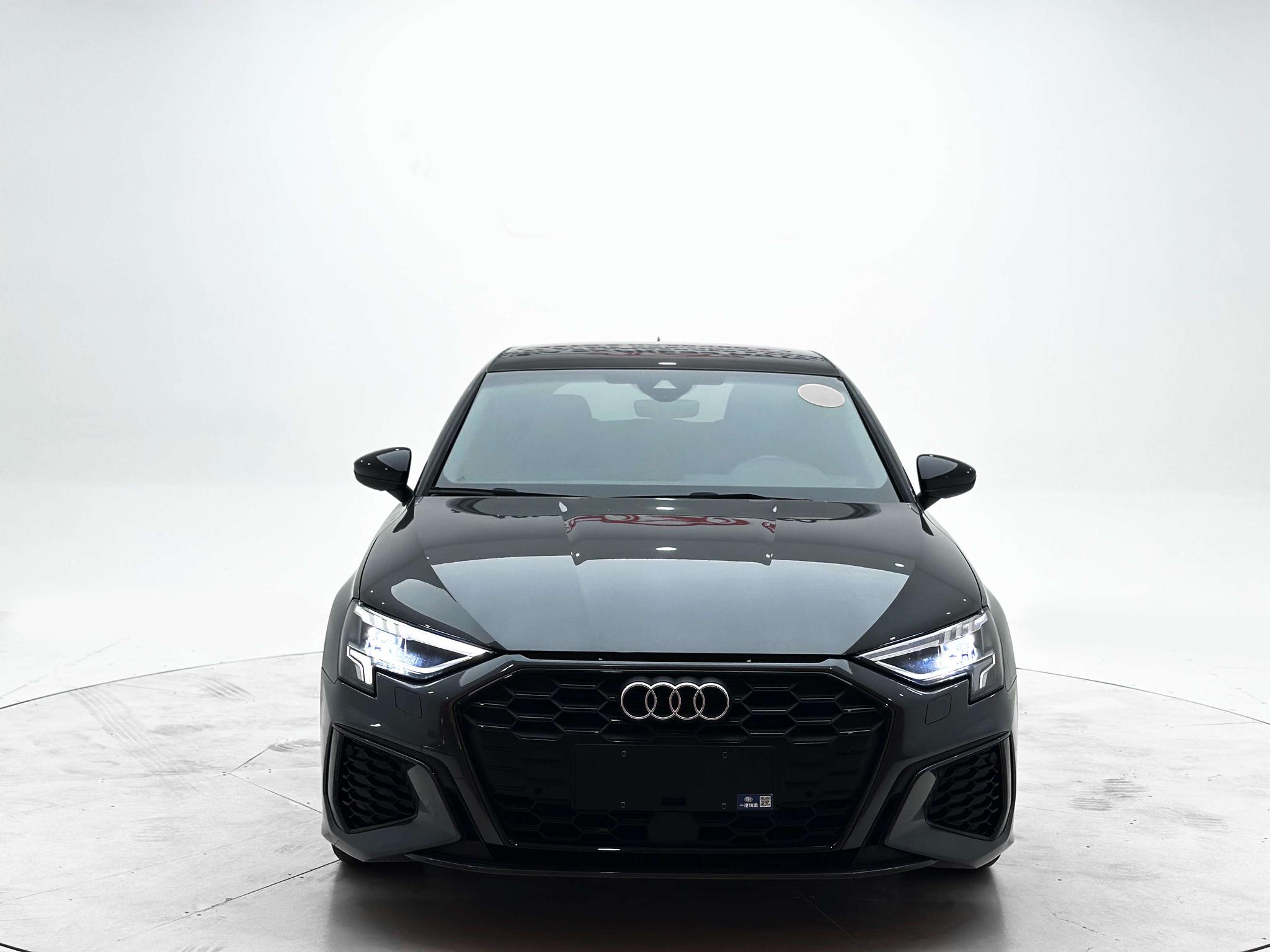 Audi A3 2022, фото 2
