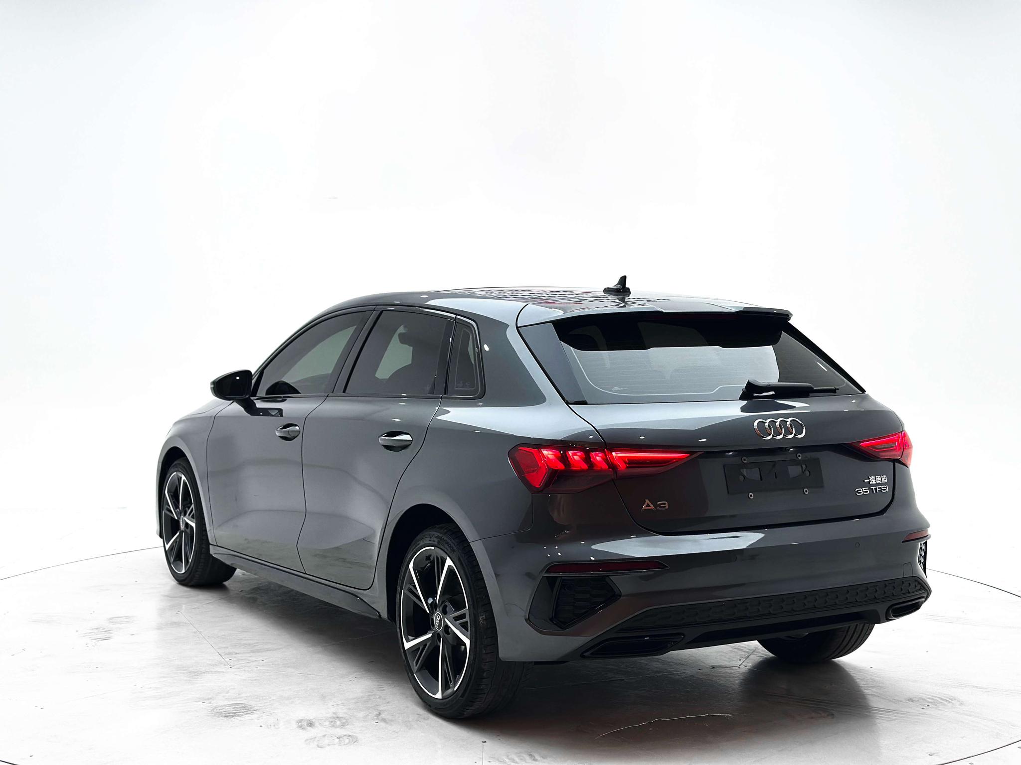 Audi A3 2022, фото 4