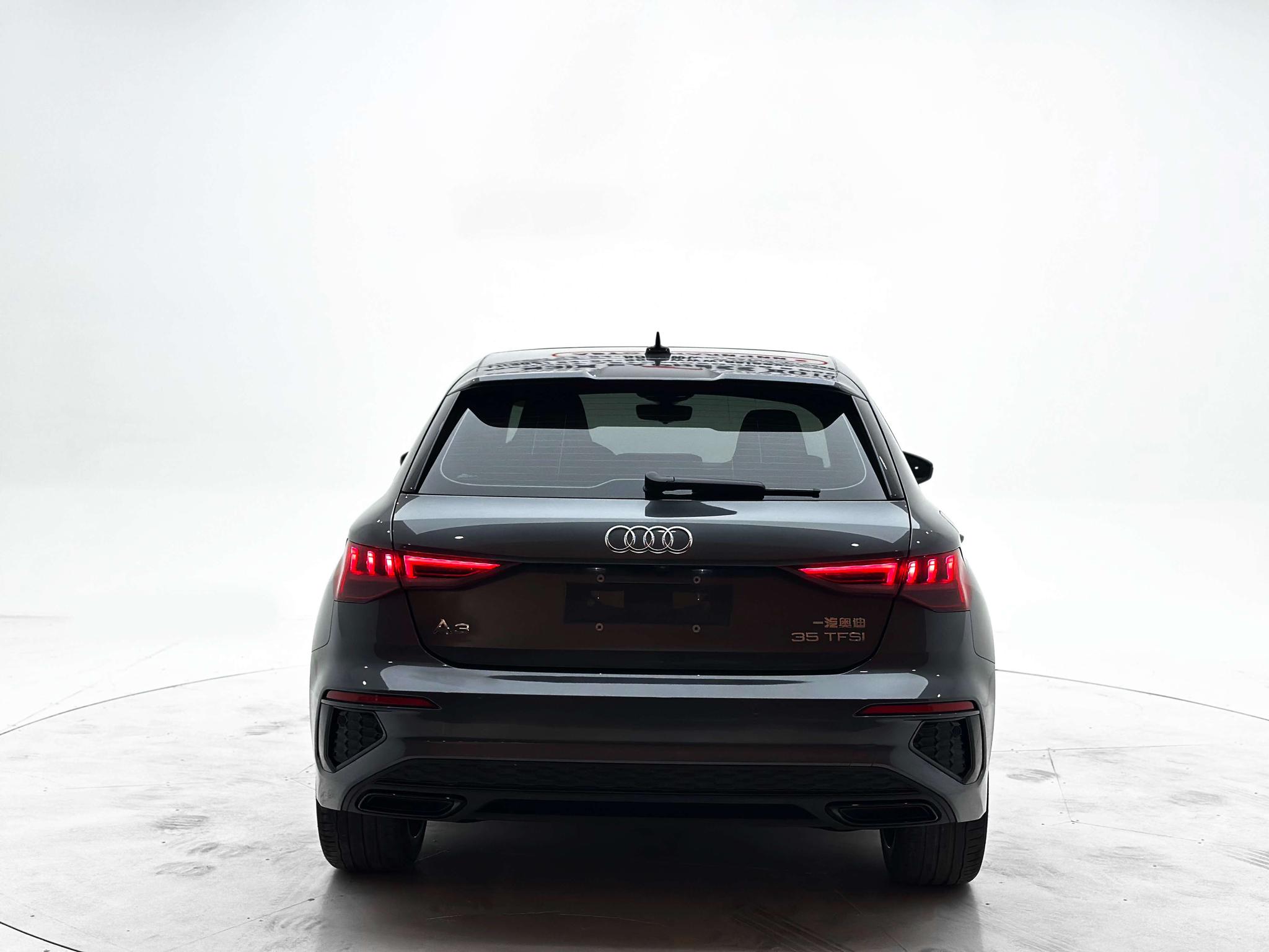 Audi A3 2022, фото 5