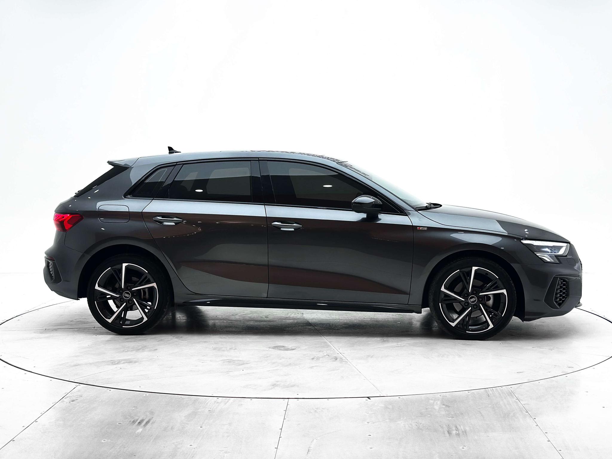 Audi A3 2022, фото 9