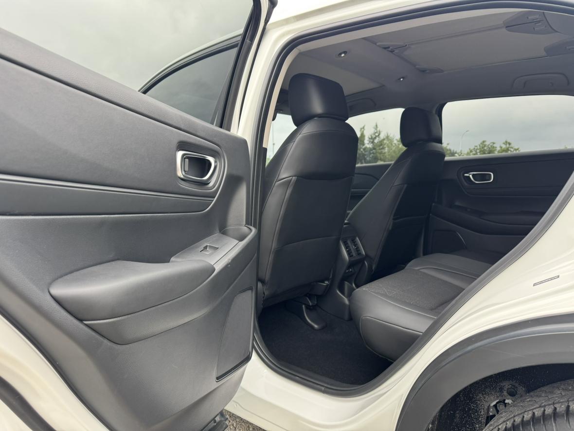 Honda Vezel 2023, фото 8