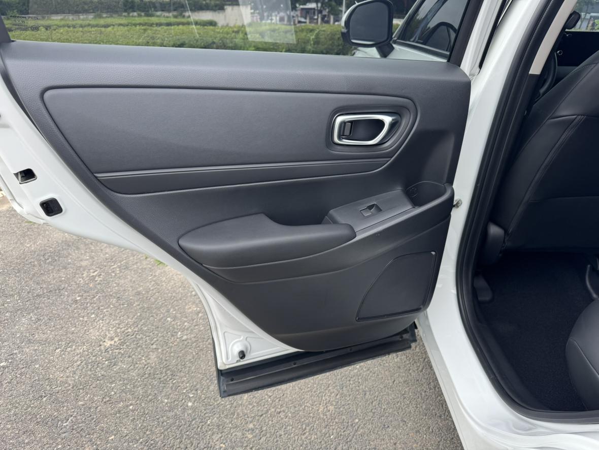 Honda Vezel 2023, фото 13