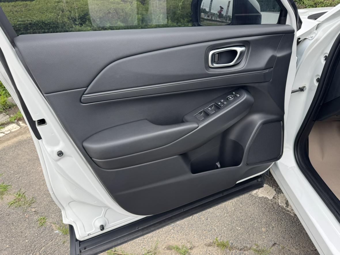 Honda Vezel 2023, фото 14