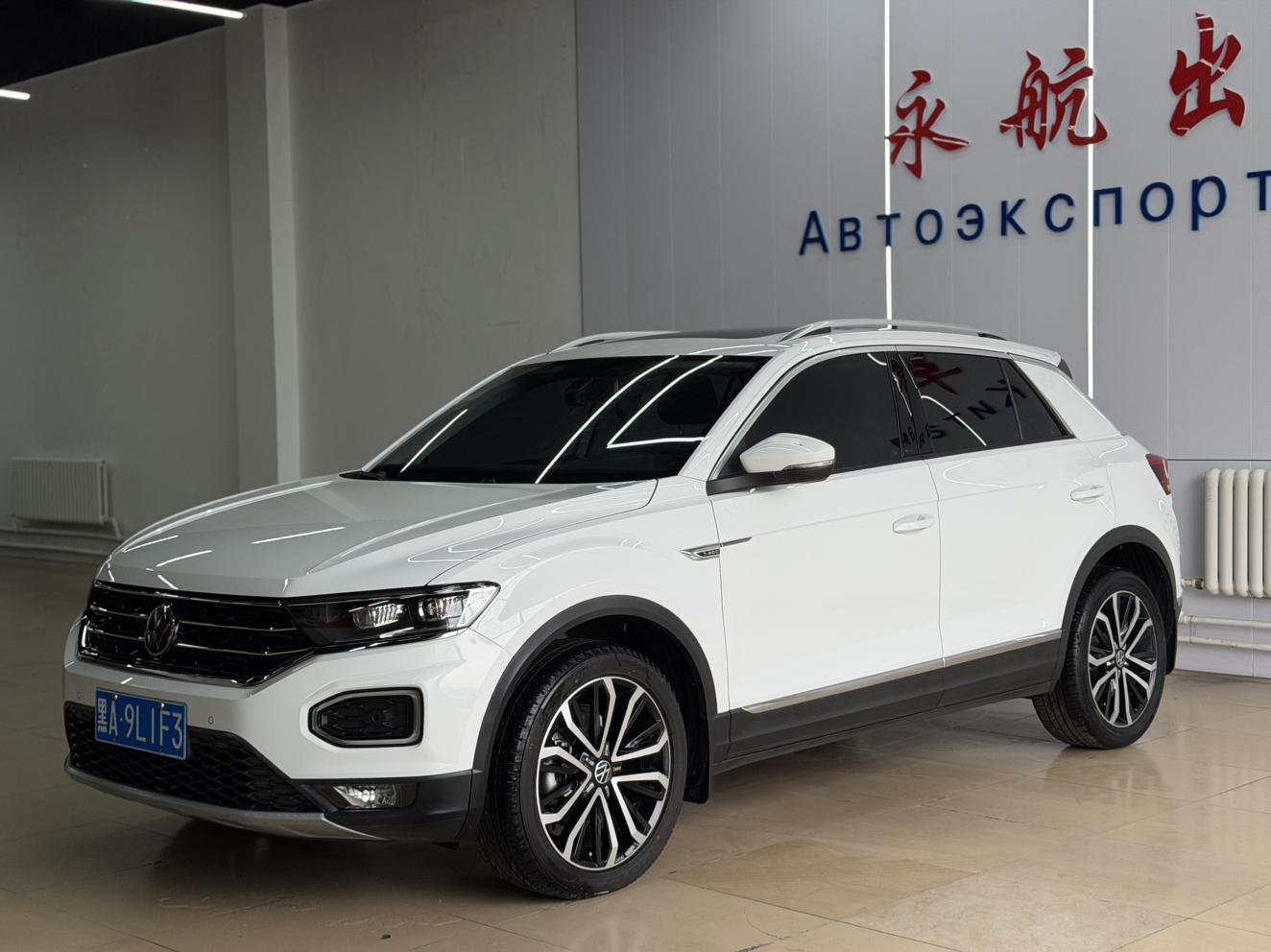 Volkswagen T-Roc 2022, 1.4 л турбо, робот (DCT), передний, пробег 32 000 км — авто из Китая с пробегом