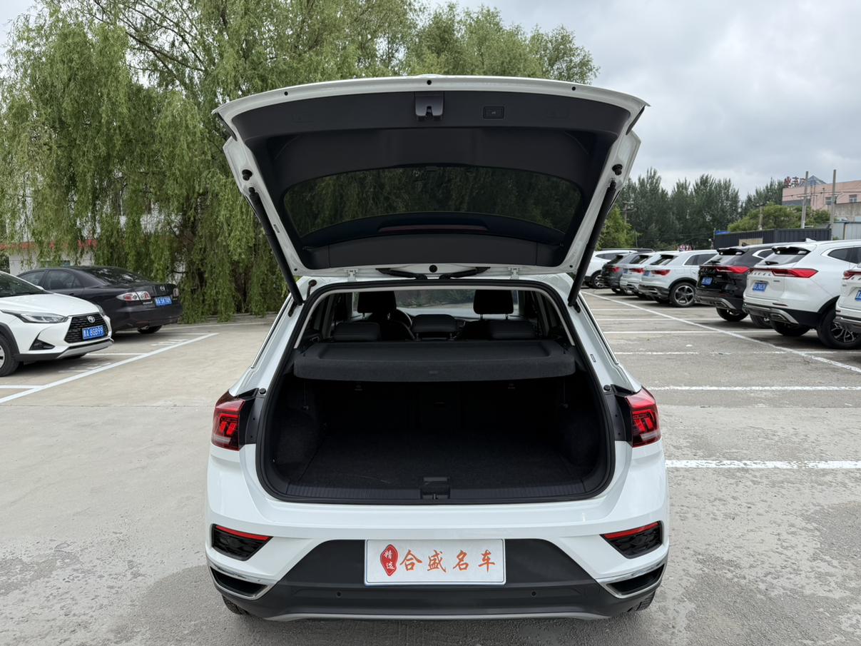 Volkswagen T-Roc 2022, фото 12