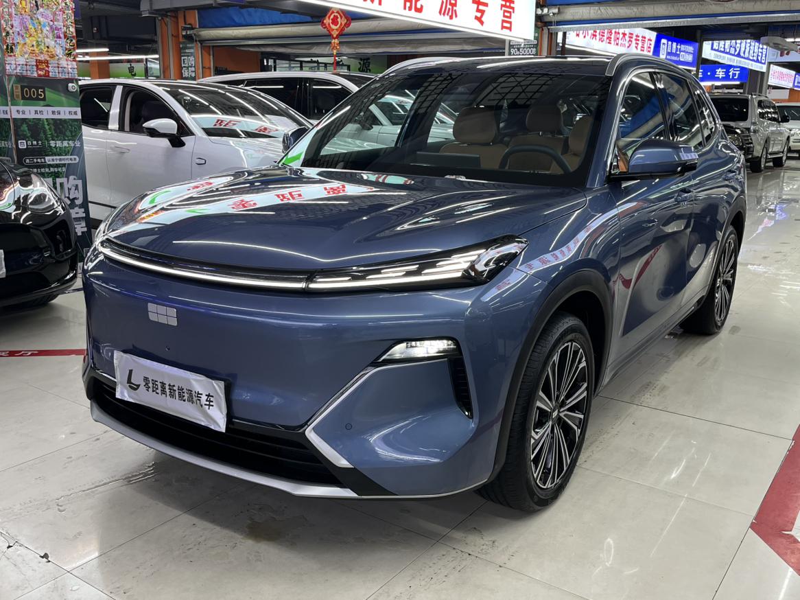 Geely Galaxy Starship 7 EM-i 2025, 1.5 л, 1-ст. DHT (гибридный), передний, пробег 13 000 км — авто из Китая с пробегом