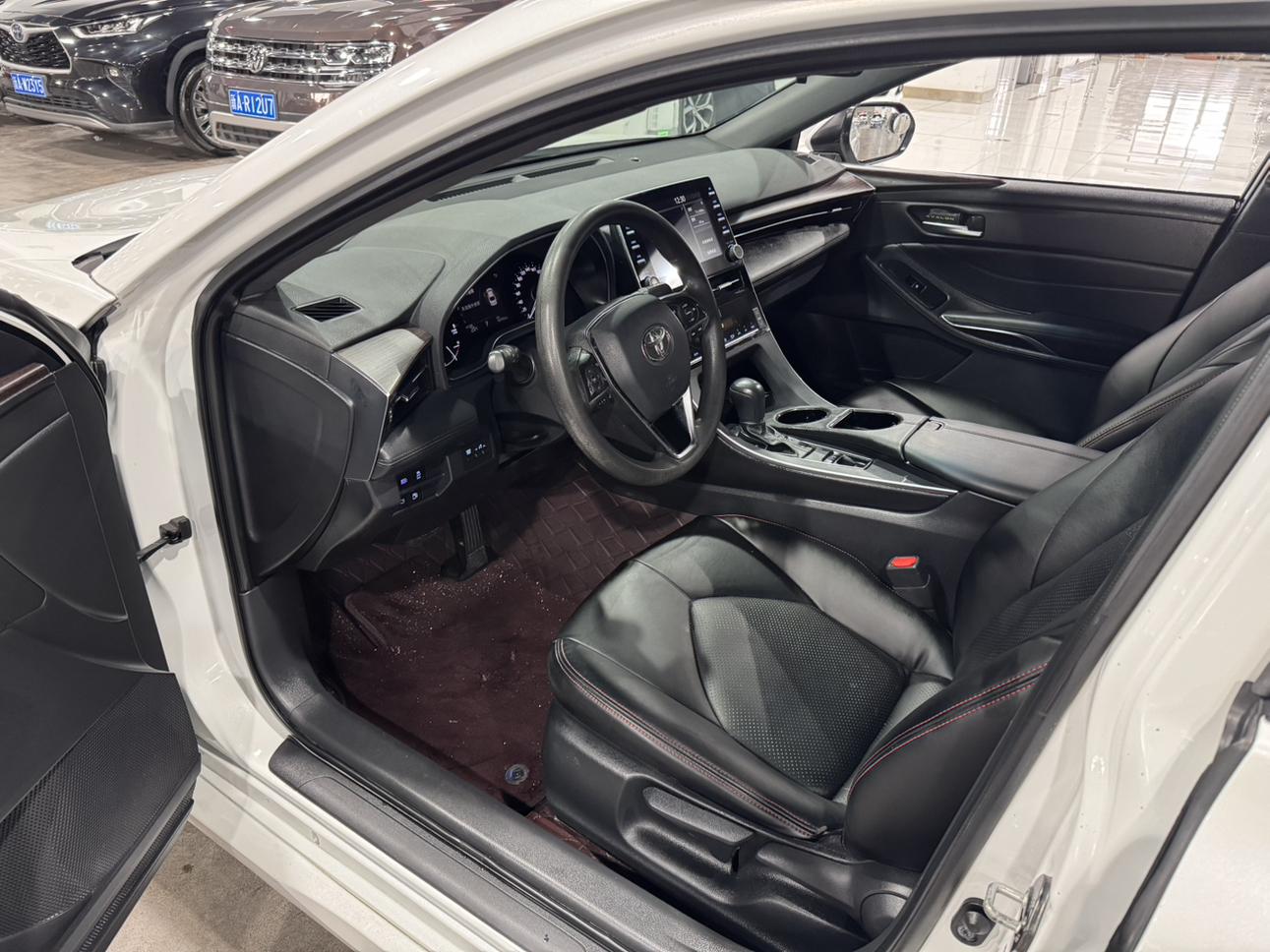 Toyota Avalon 2022, фото 4