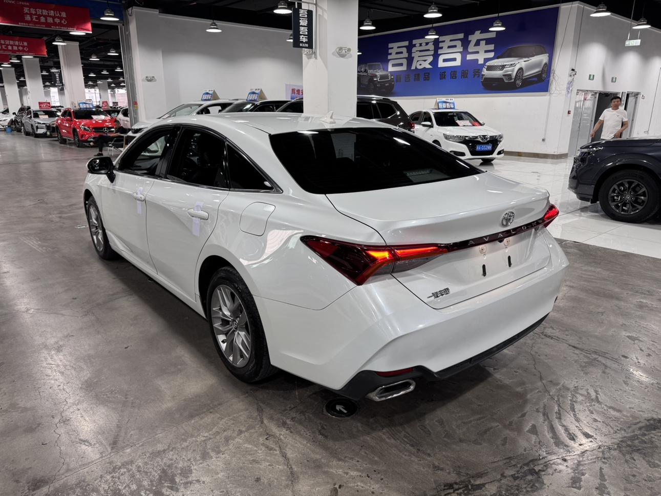Toyota Avalon 2022, фото 7