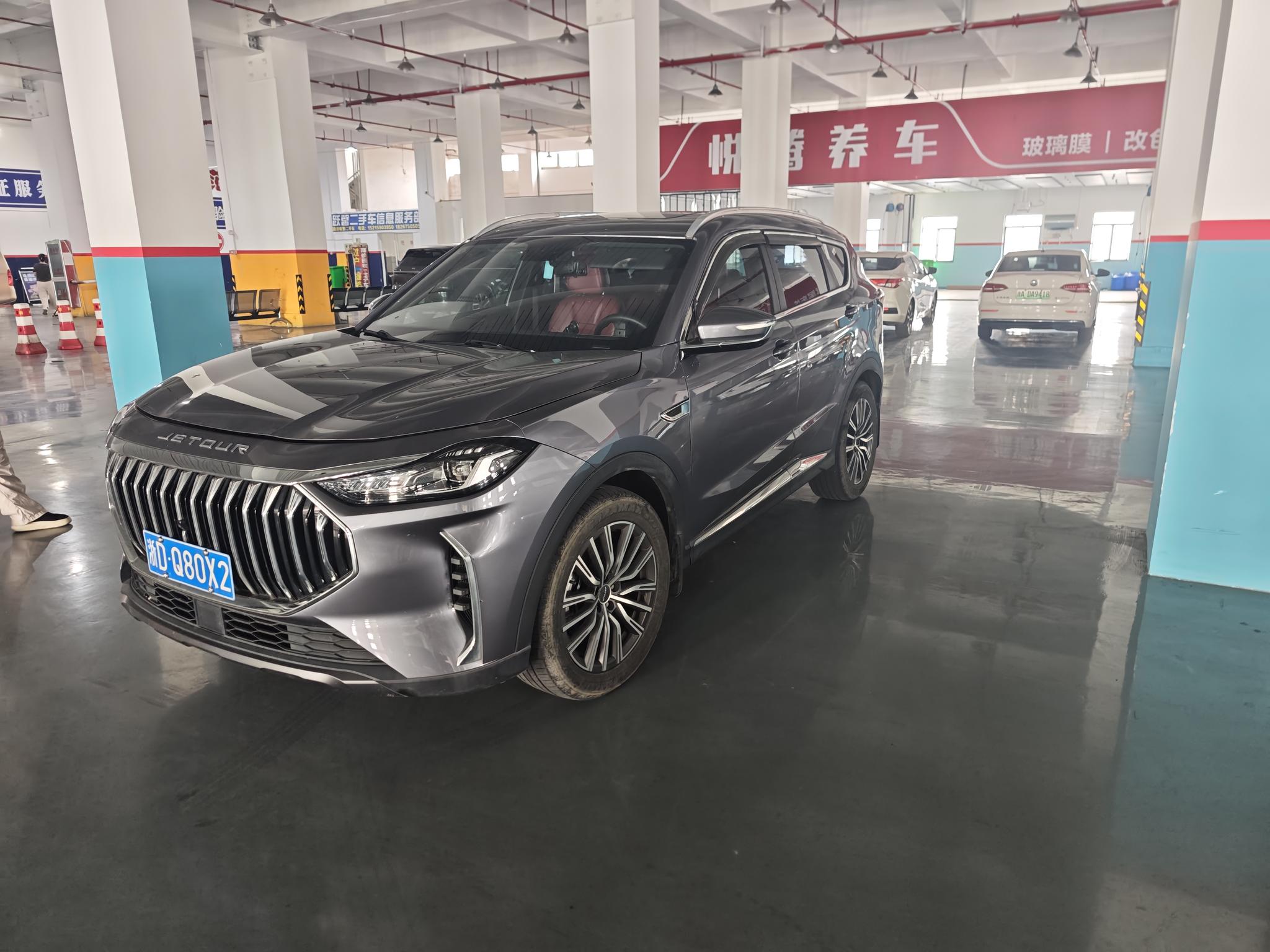 Jietu X70 PLUS 2023, 1.5 л турбо, робот (DCT), передний, пробег 36 400 км — авто из Китая с пробегом