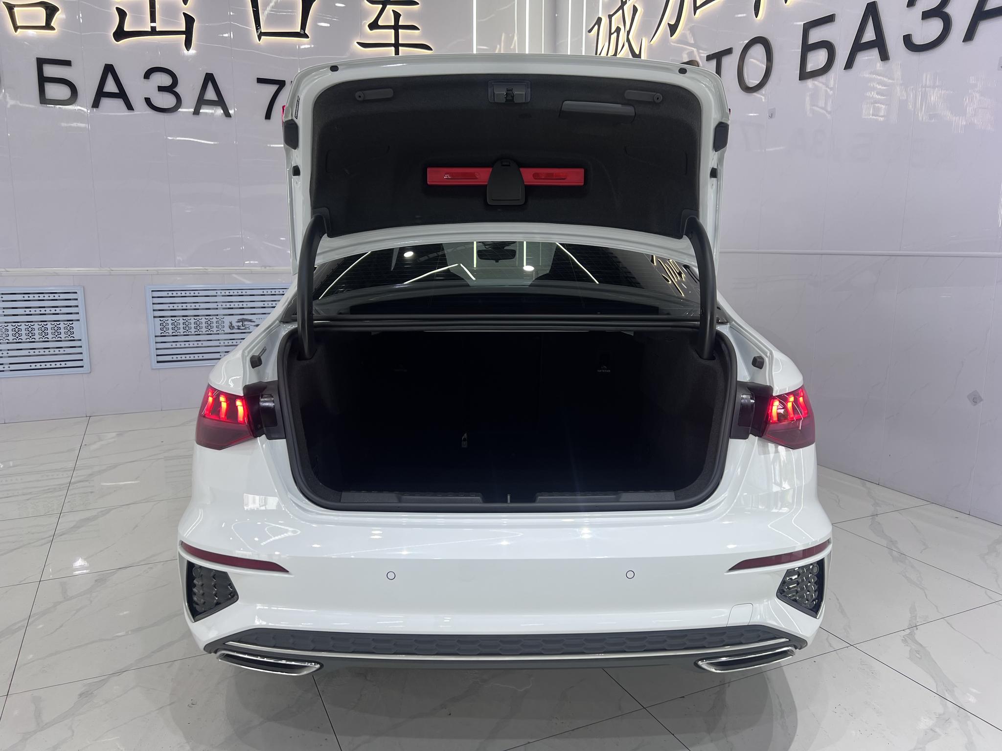 Audi A3 2022, фото 16
