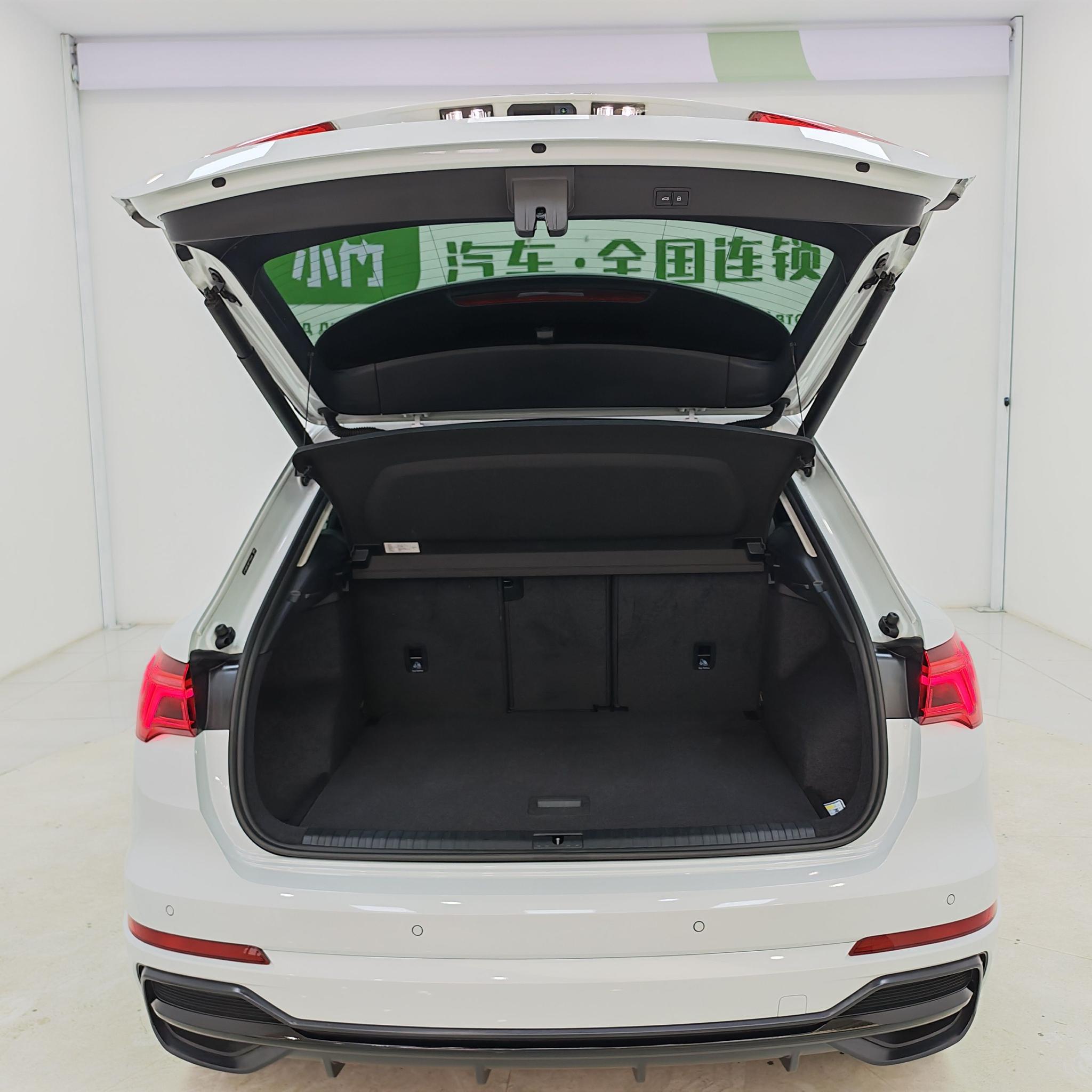 Audi Q3 2023, фото 15