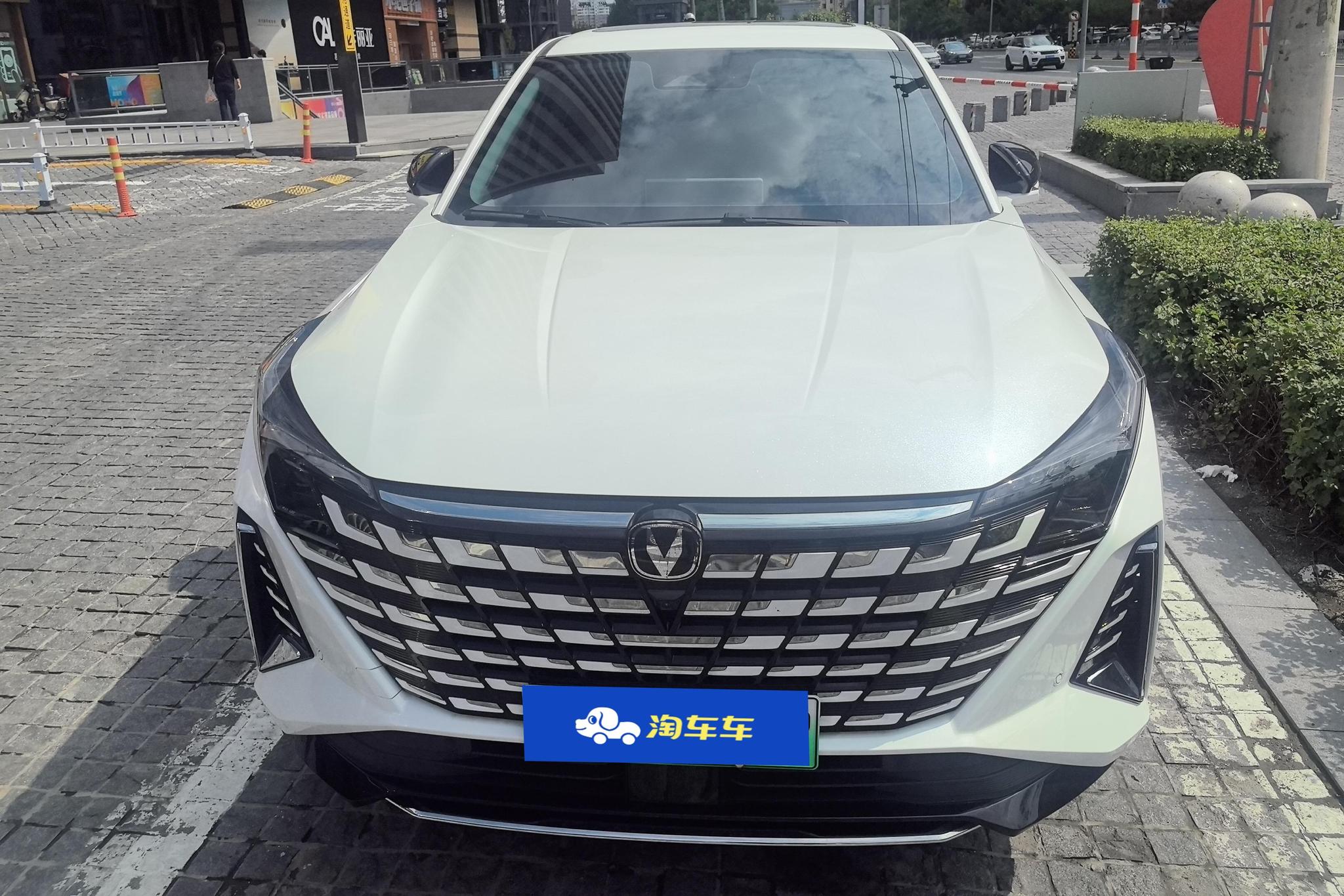 Changan UNI-Z PHEV 2025, фото 3