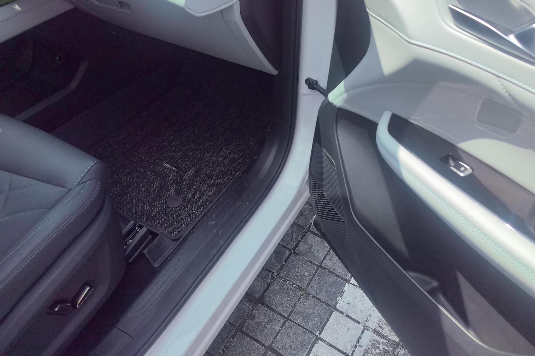 Changan UNI-Z PHEV 2025, фото 6