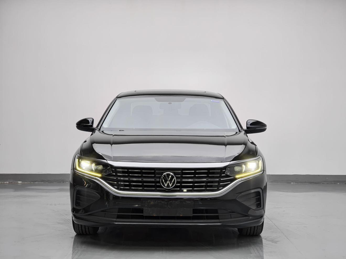 Volkswagen Passat 2022, фото 2
