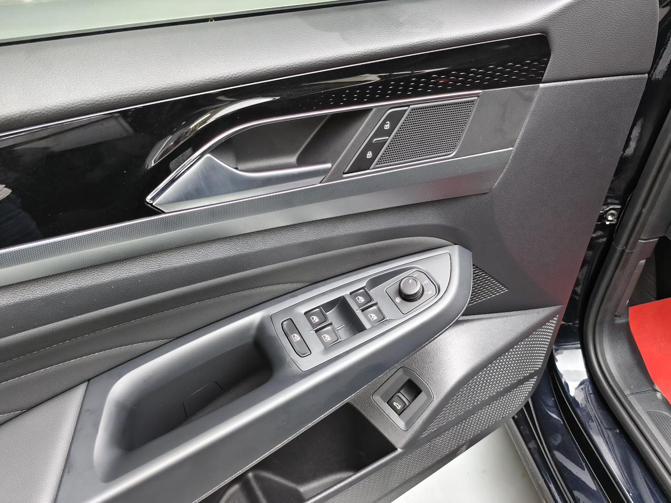 Volkswagen Passat 2022, фото 13