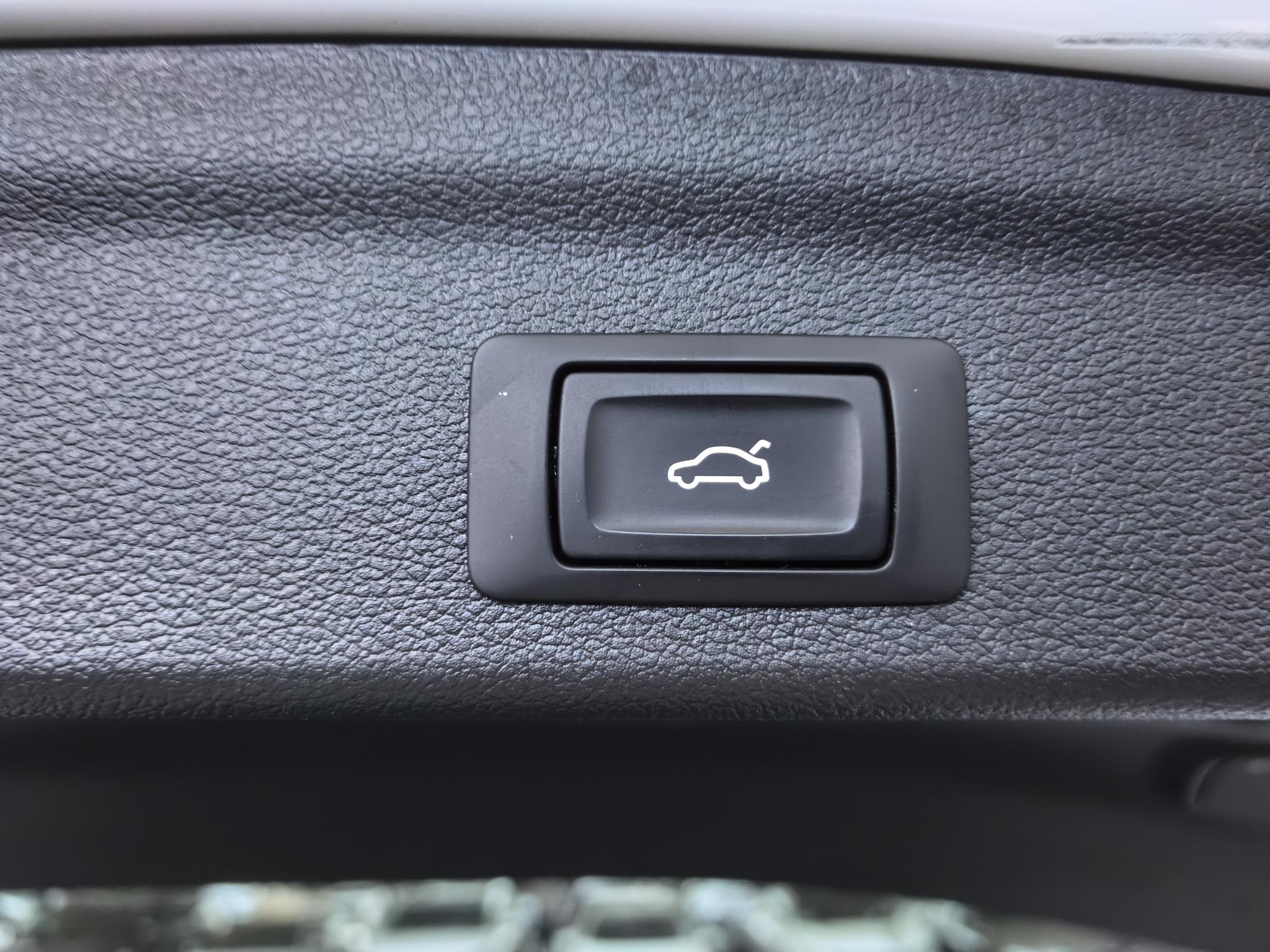 Audi Q3 2022, фото 16
