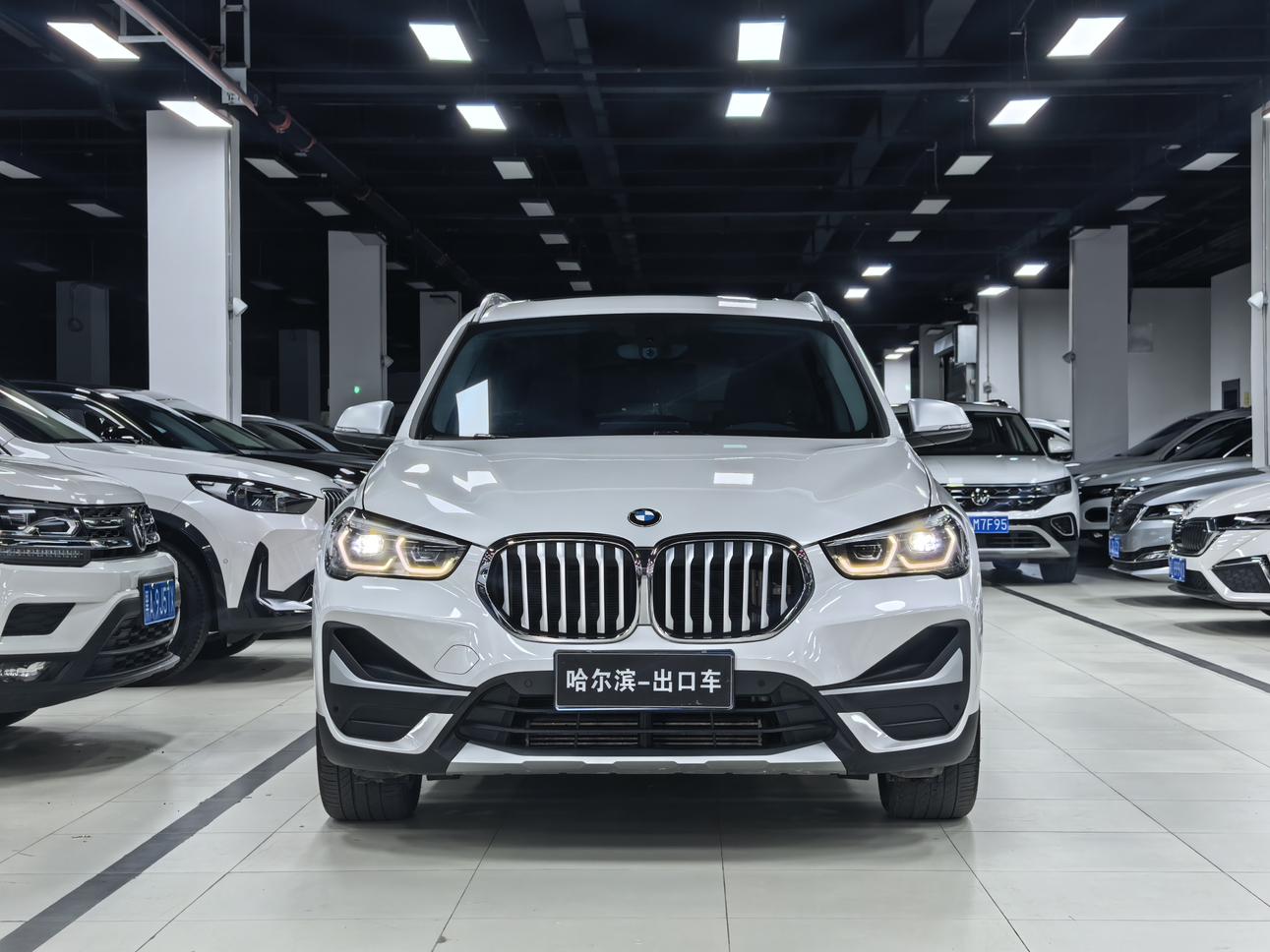 BMW X1 2022, фото 2